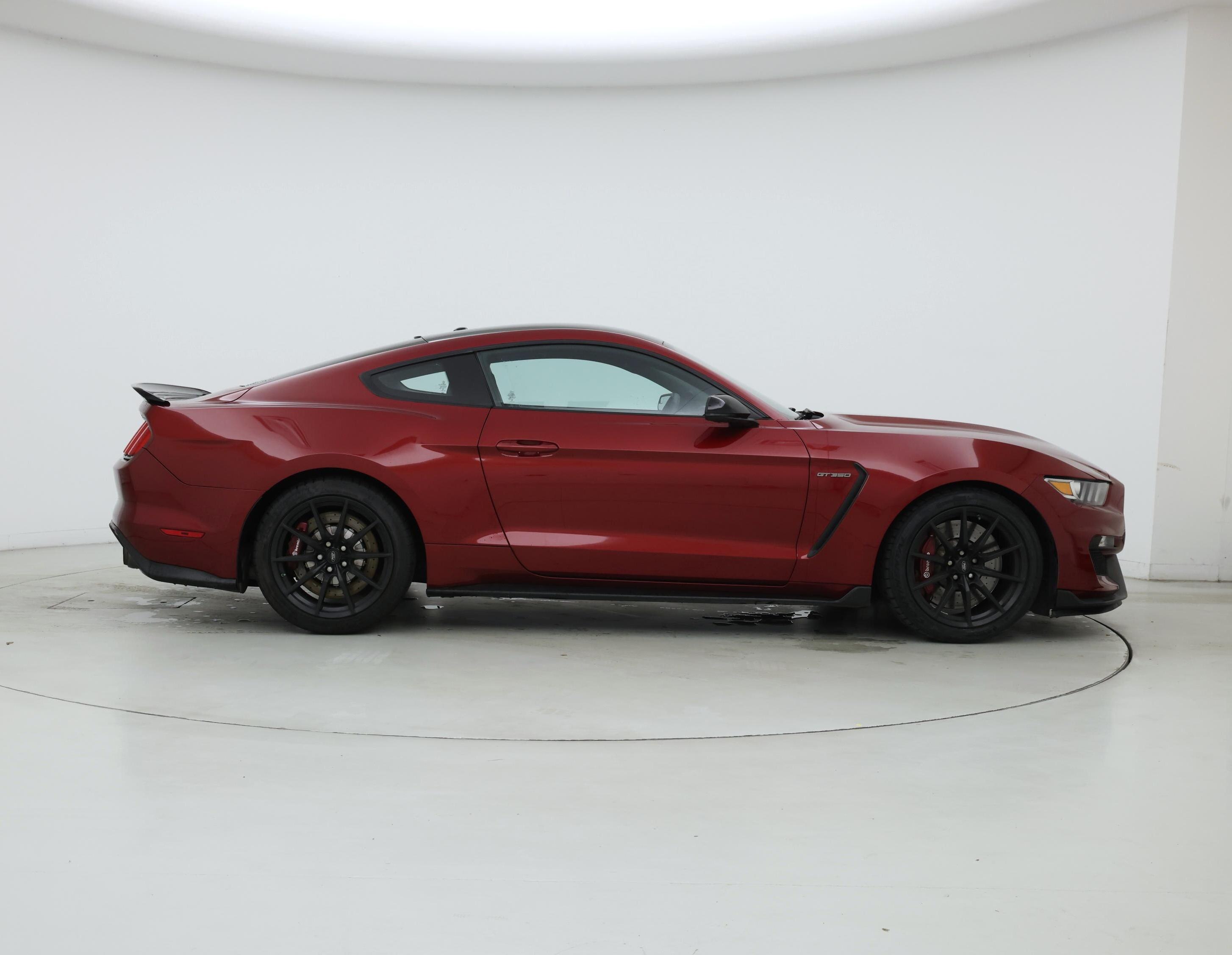 Thumbnail: 2018 Ford Mustang - 7