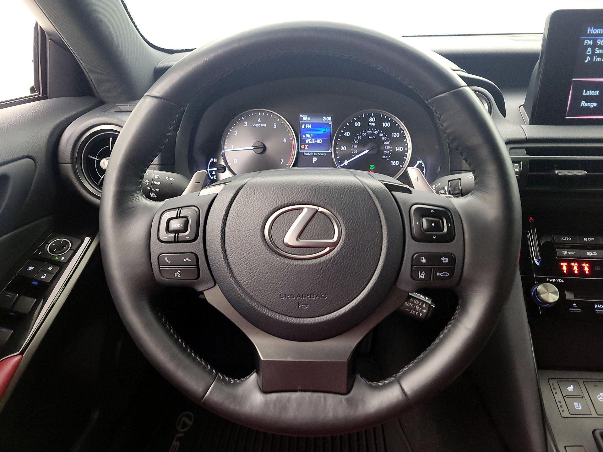 Thumbnail: 2023 Lexus IS - 10