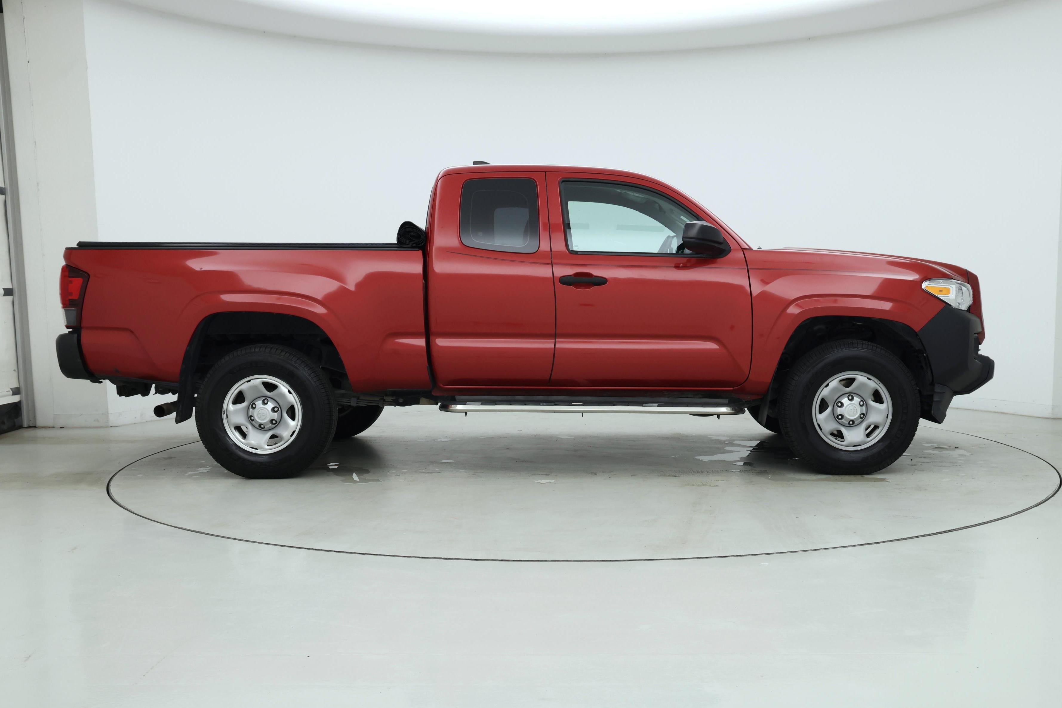 Thumbnail: 2018 Toyota Tacoma - 7