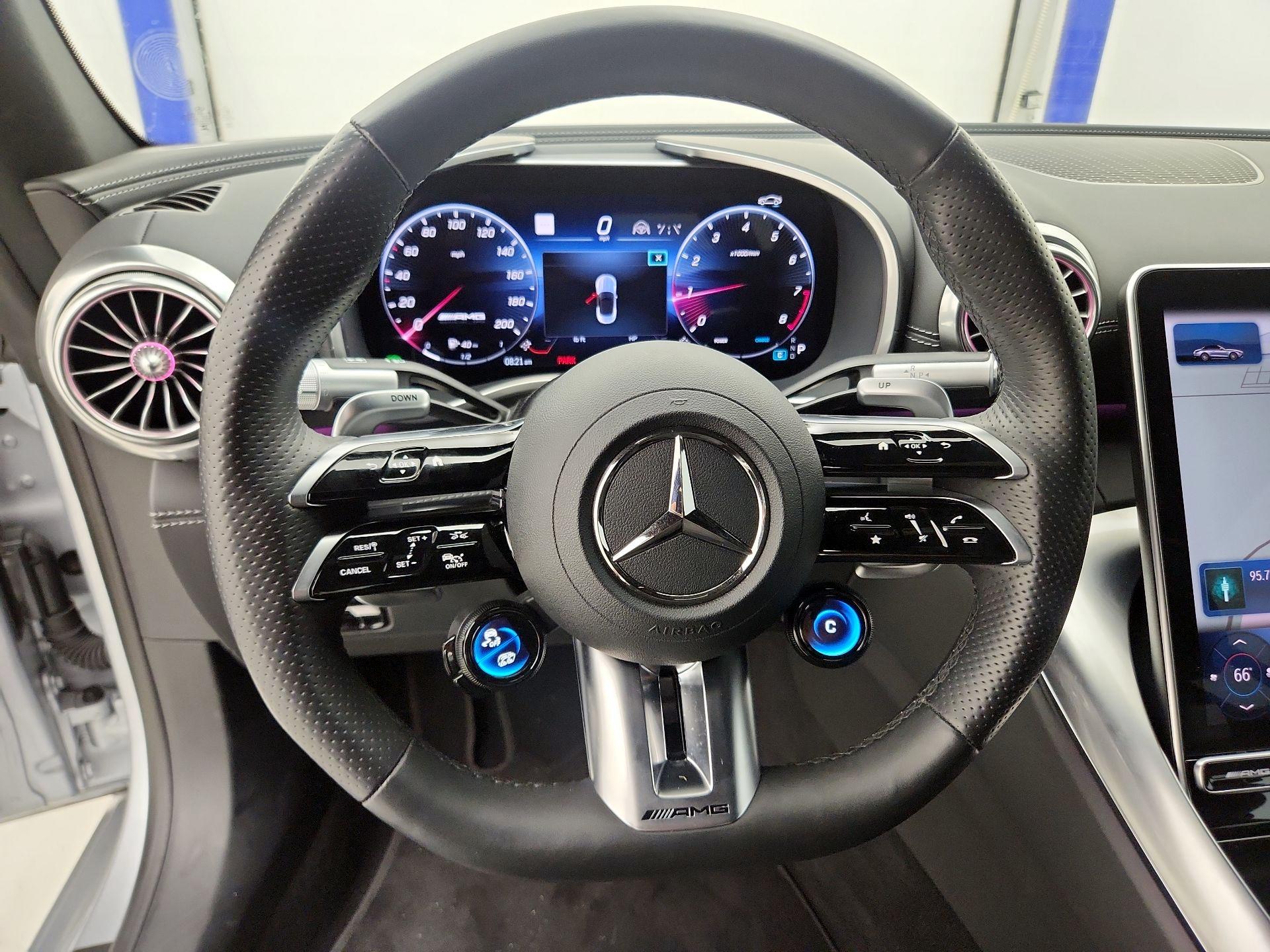 Thumbnail: 2023 Mercedes-Benz SL-Class - 10