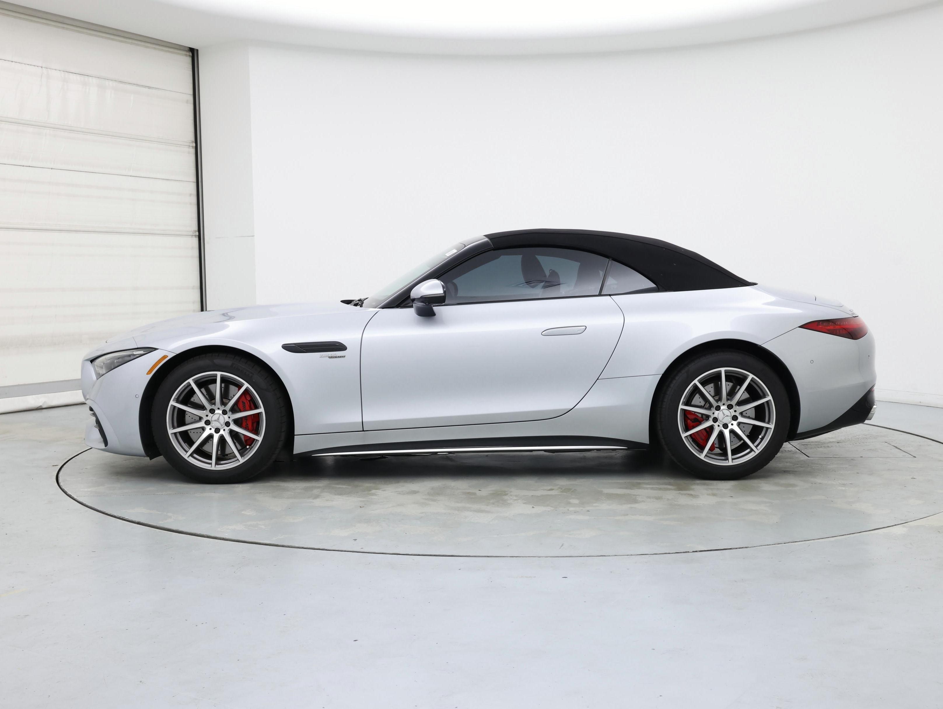 Thumbnail: 2023 Mercedes-Benz SL-Class - 3