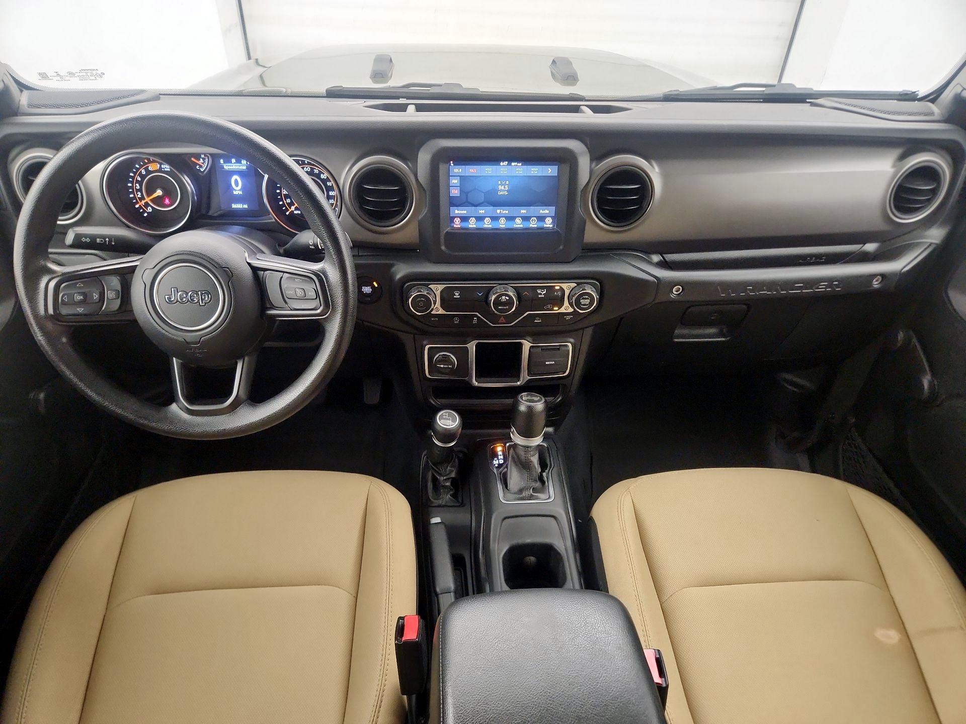 Thumbnail: 2022 Jeep Wrangler - 9