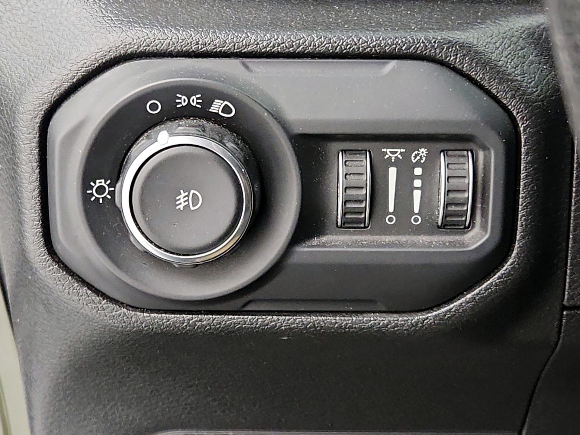 Thumbnail: 2022 Jeep Wrangler - 13