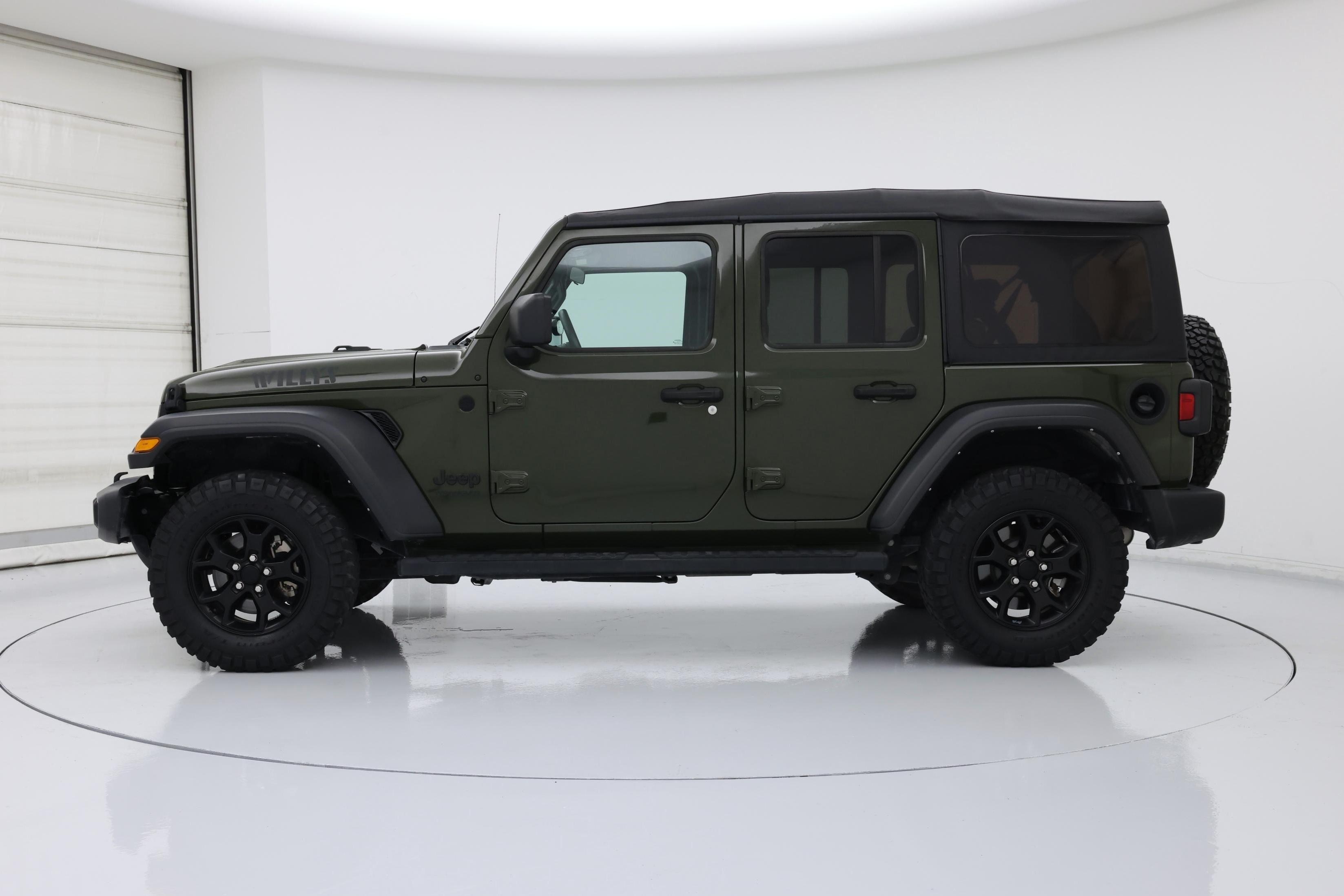 Thumbnail: 2022 Jeep Wrangler - 3