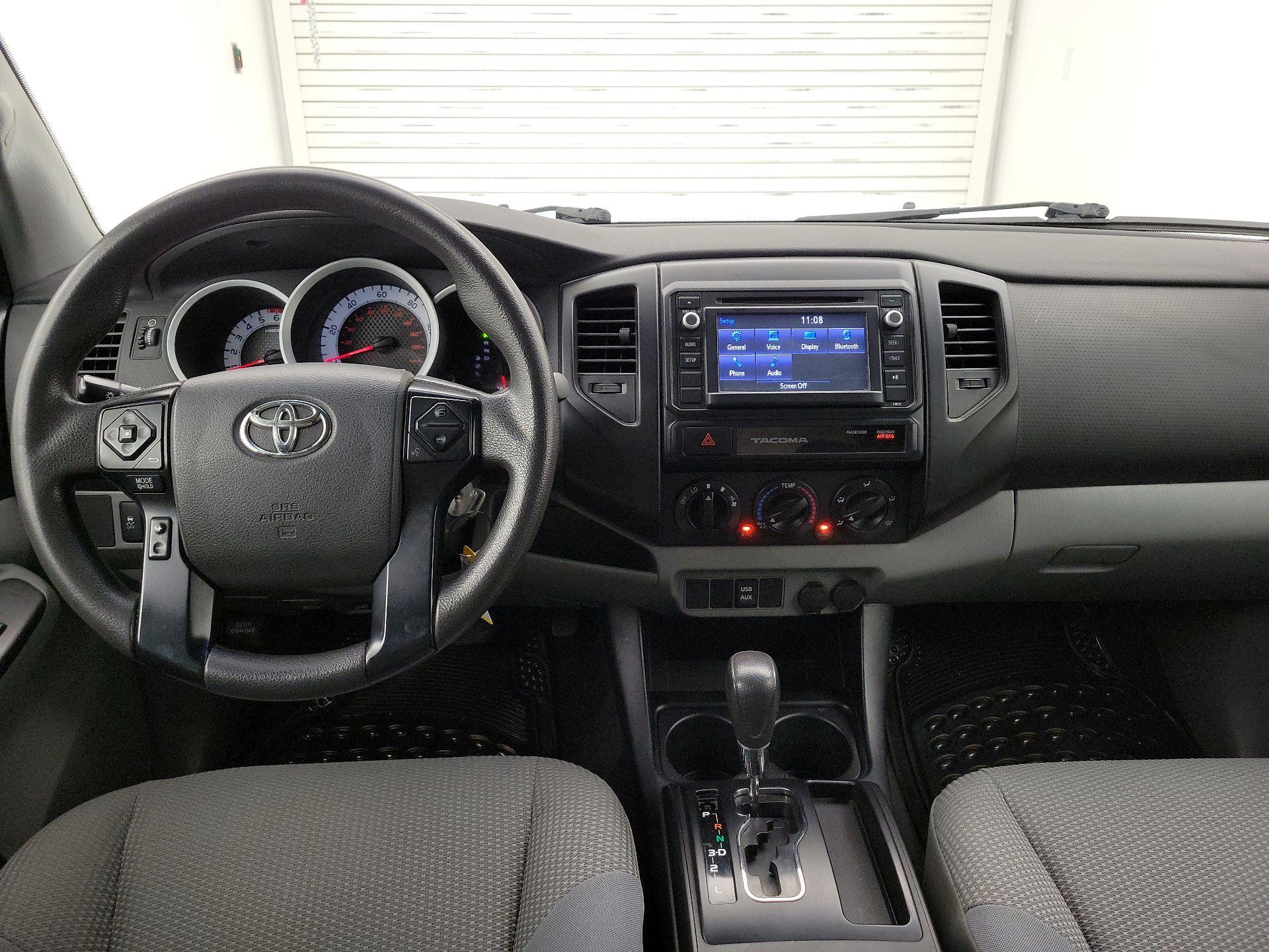 Thumbnail: 2015 Toyota Tacoma - 9