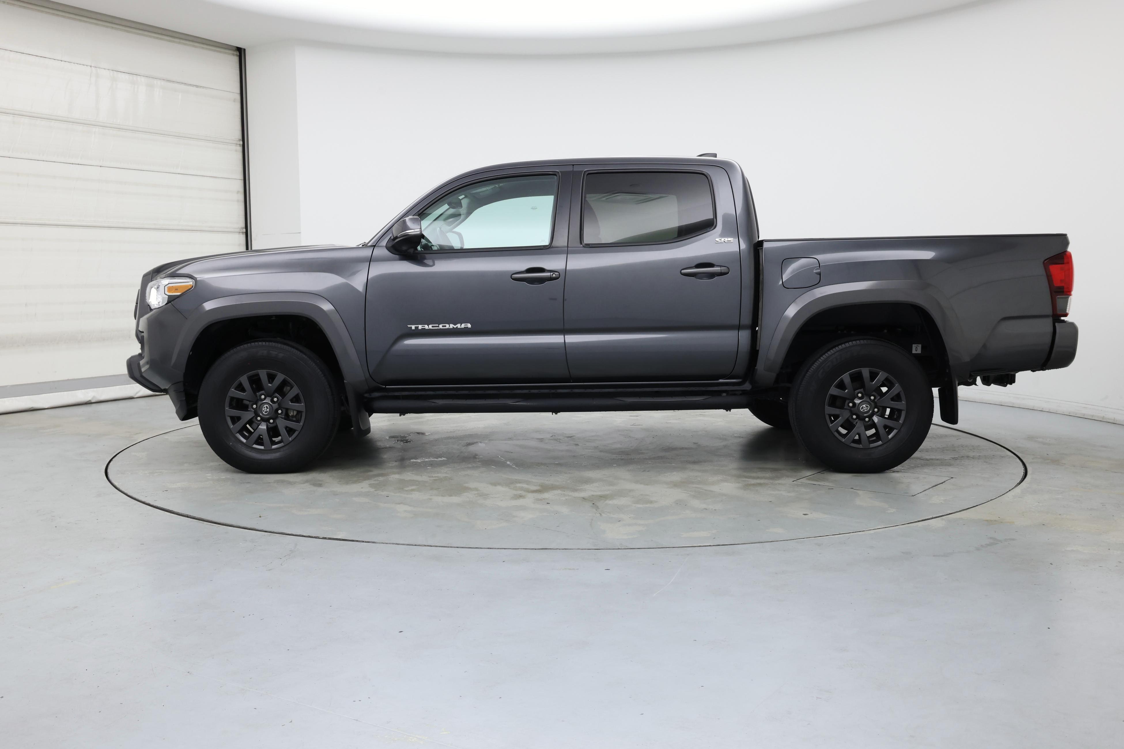 Thumbnail: 2022 Toyota Tacoma - 3