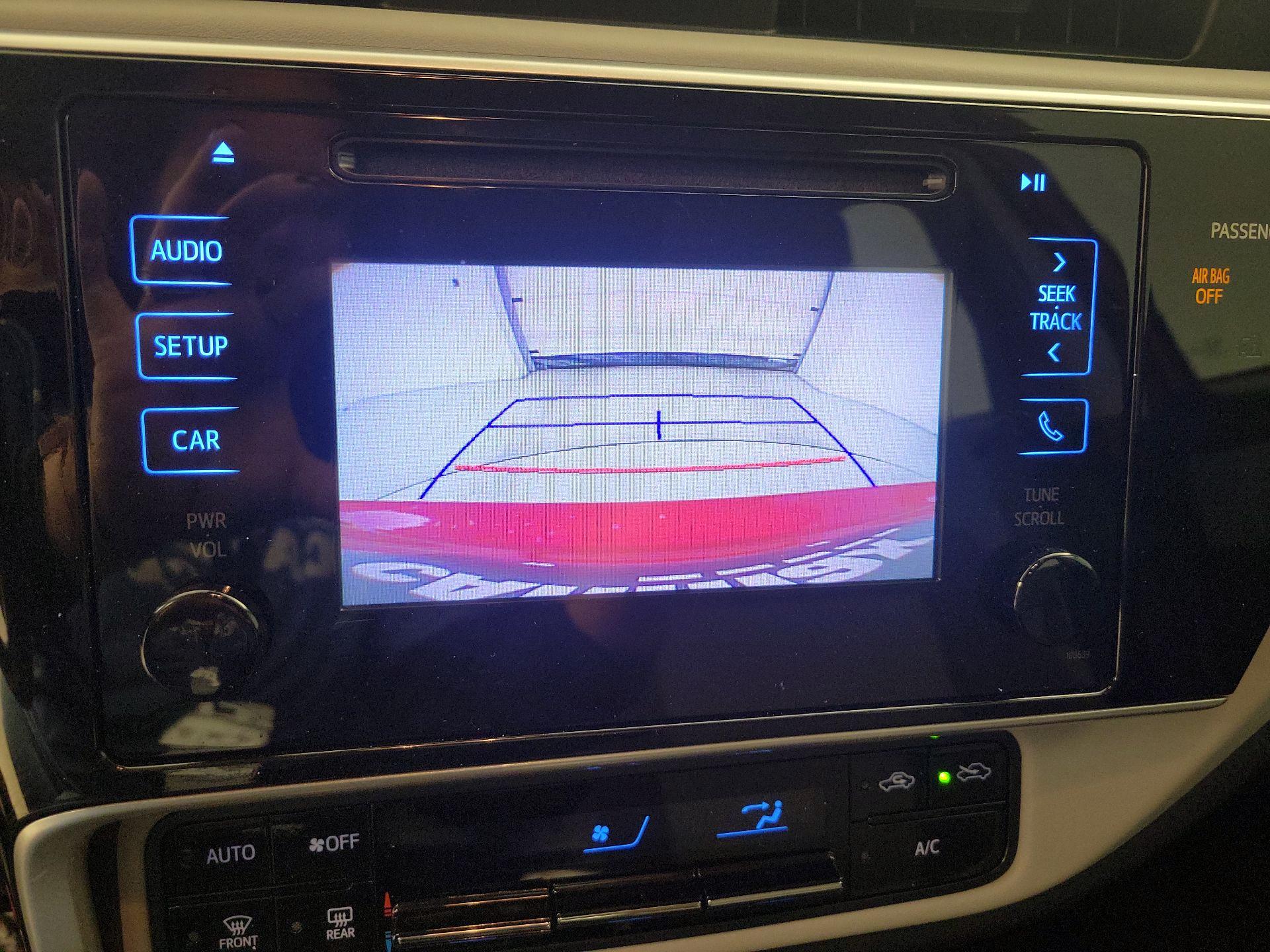 Thumbnail: 2017 Toyota Corolla - 14