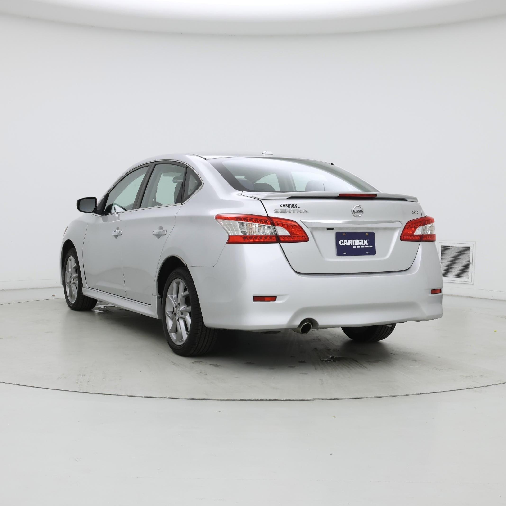 Thumbnail: 2015 Nissan Sentra - 2