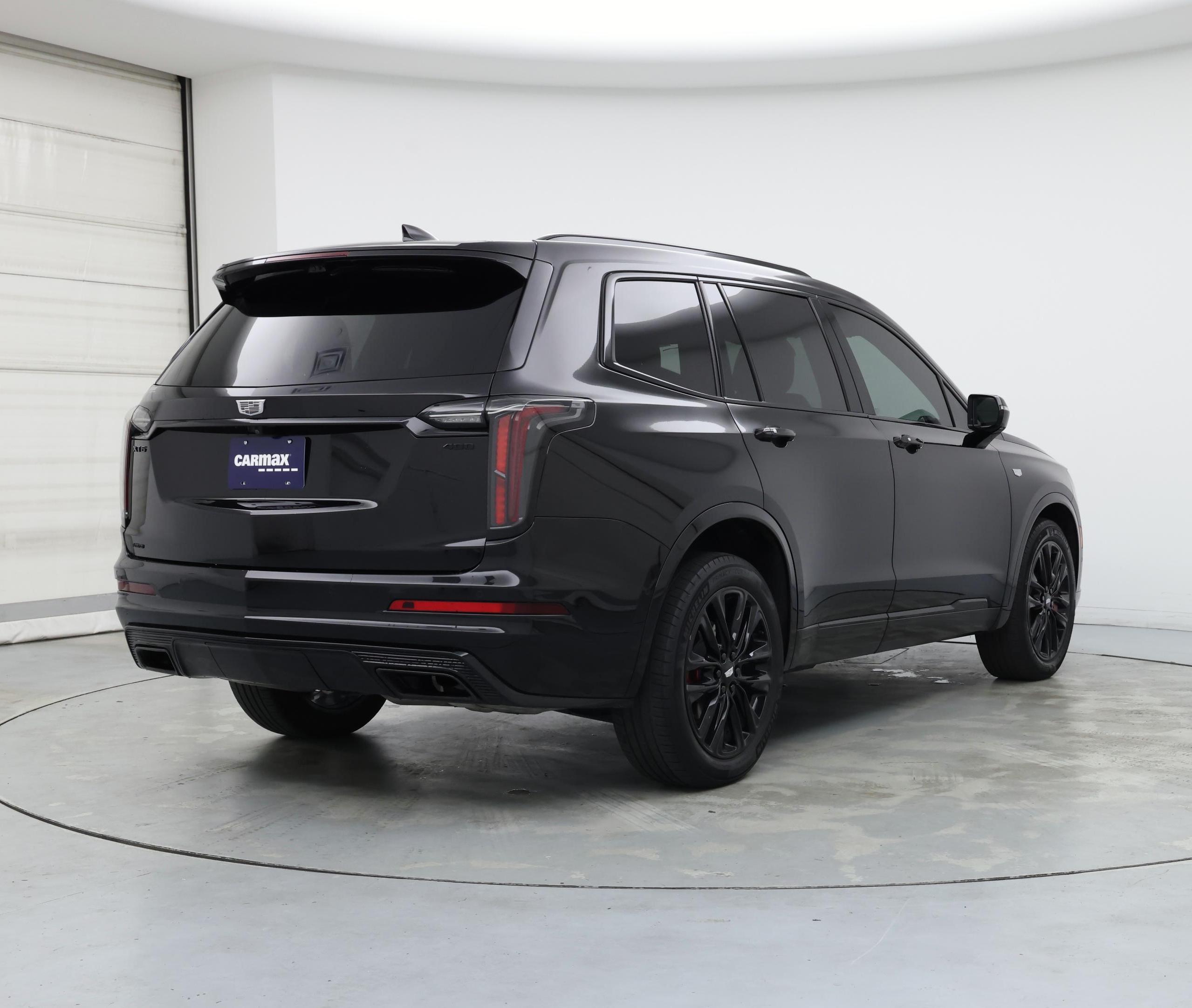Thumbnail: 2023 Cadillac XT6 - 8