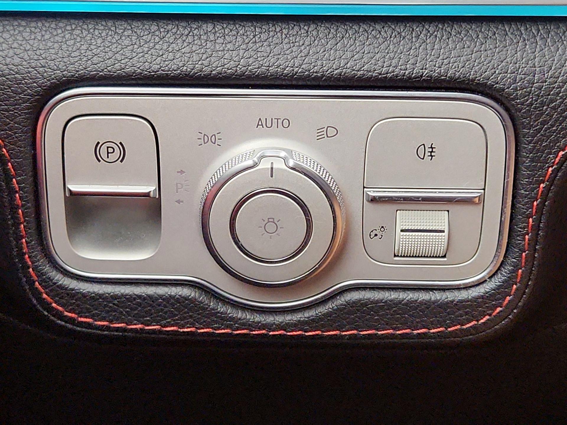 Thumbnail: 2021 Mercedes-Benz GLE - 13