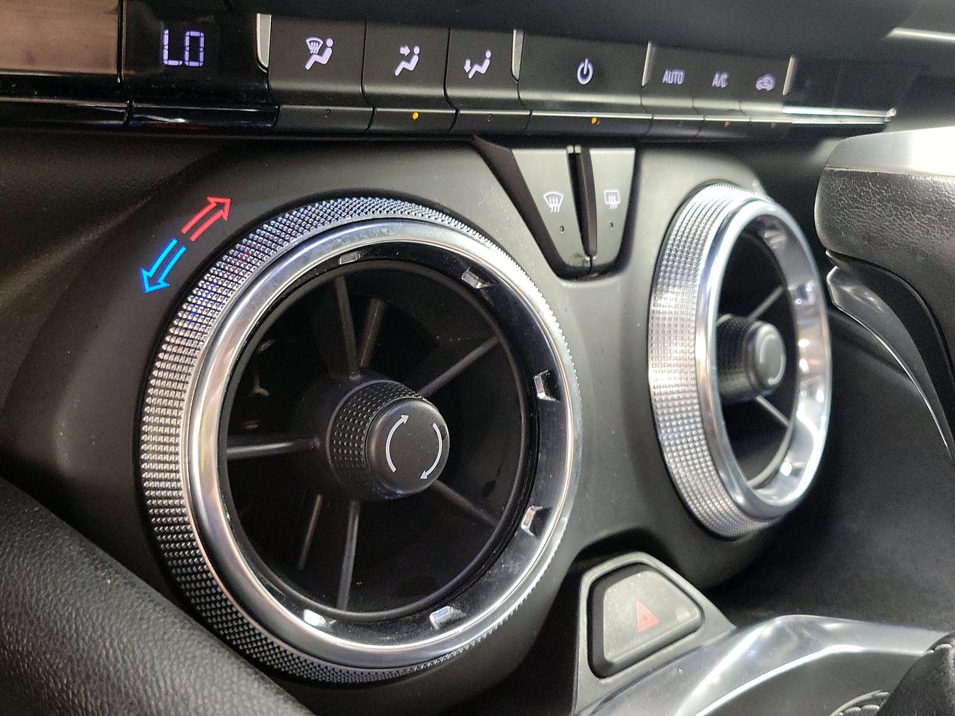 Thumbnail: 2019 Chevrolet Camaro - 15