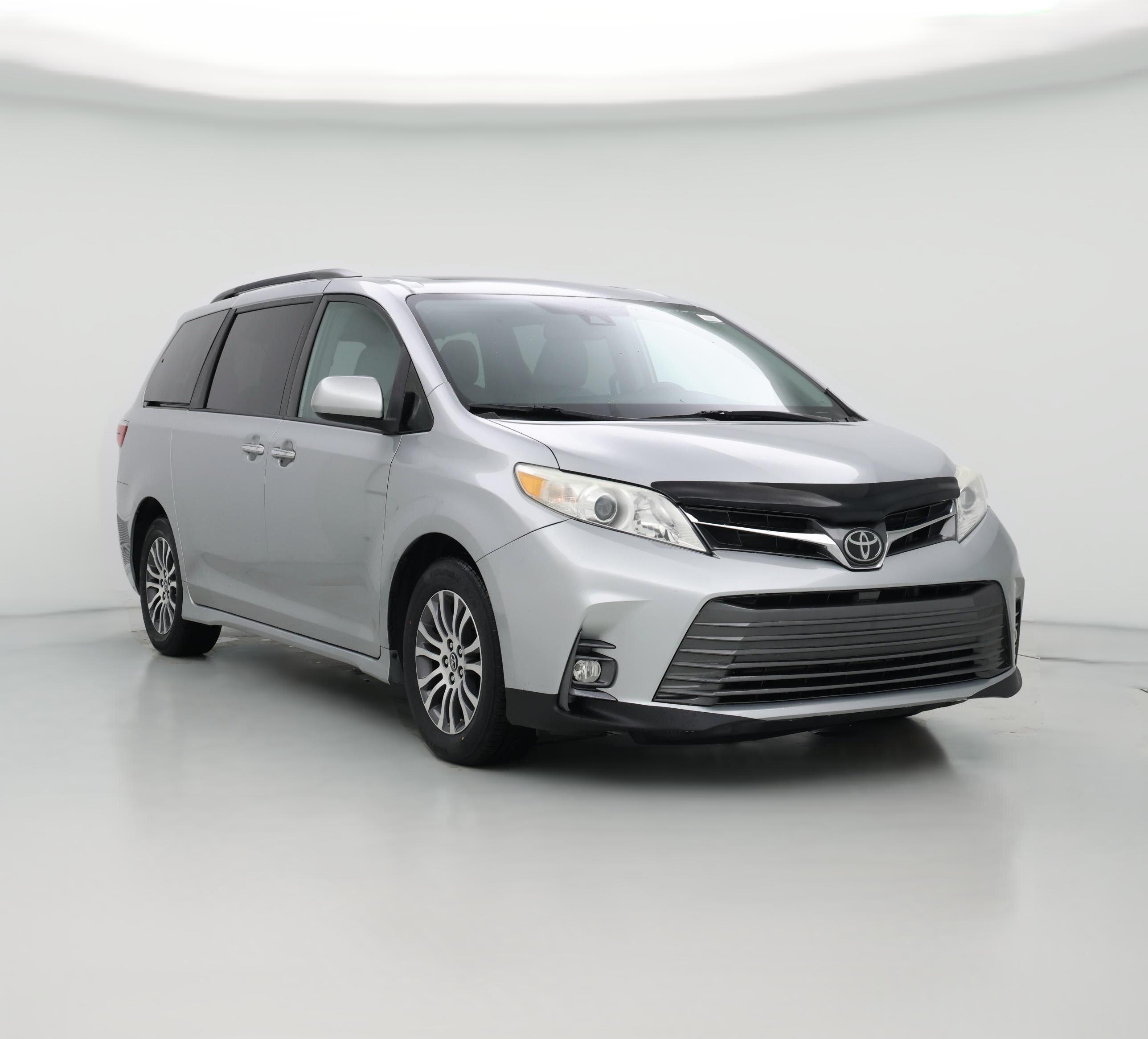 Thumbnail: 2019 Toyota Sienna - 1