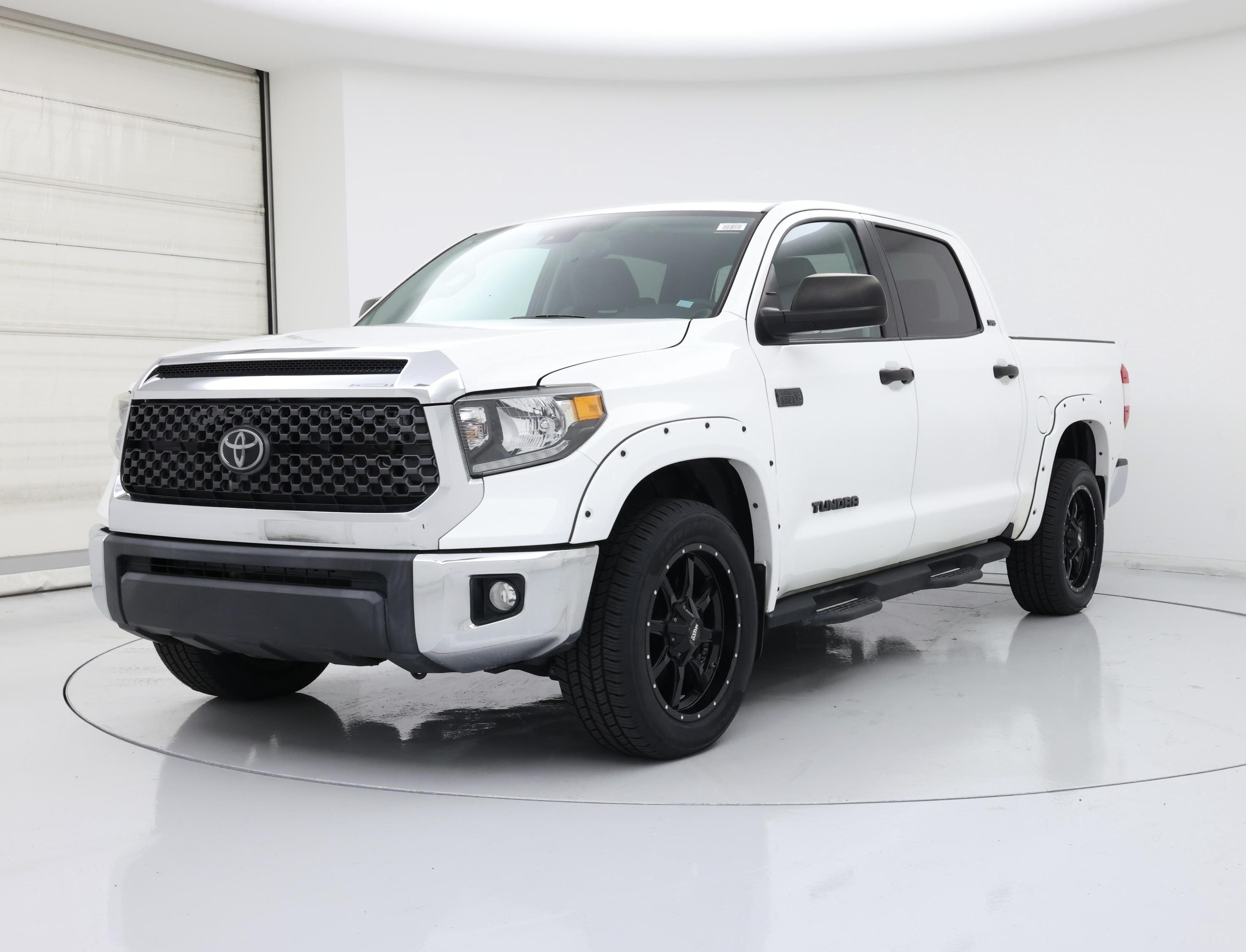 Thumbnail: 2021 Toyota Tundra - 4