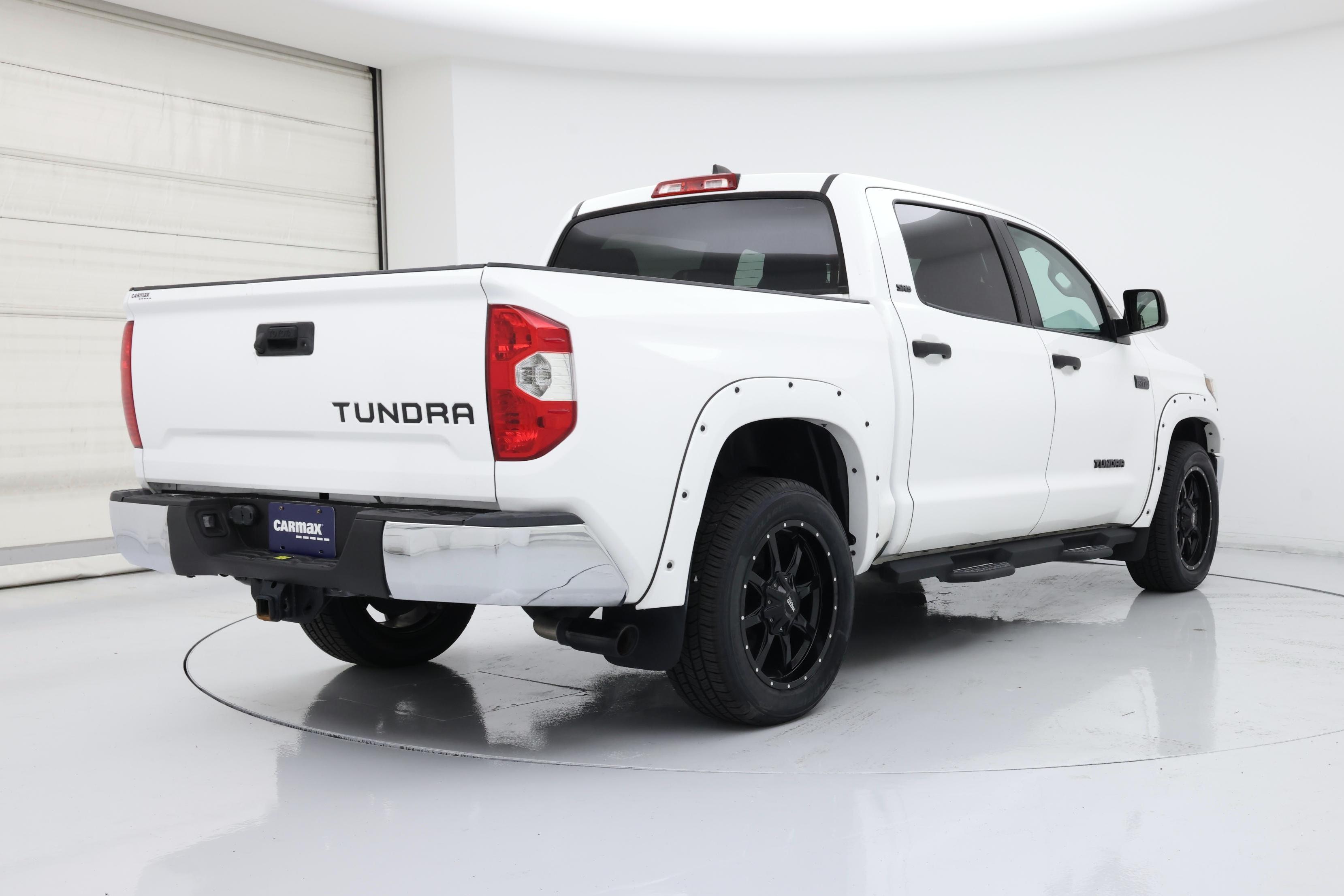 Thumbnail: 2021 Toyota Tundra - 8