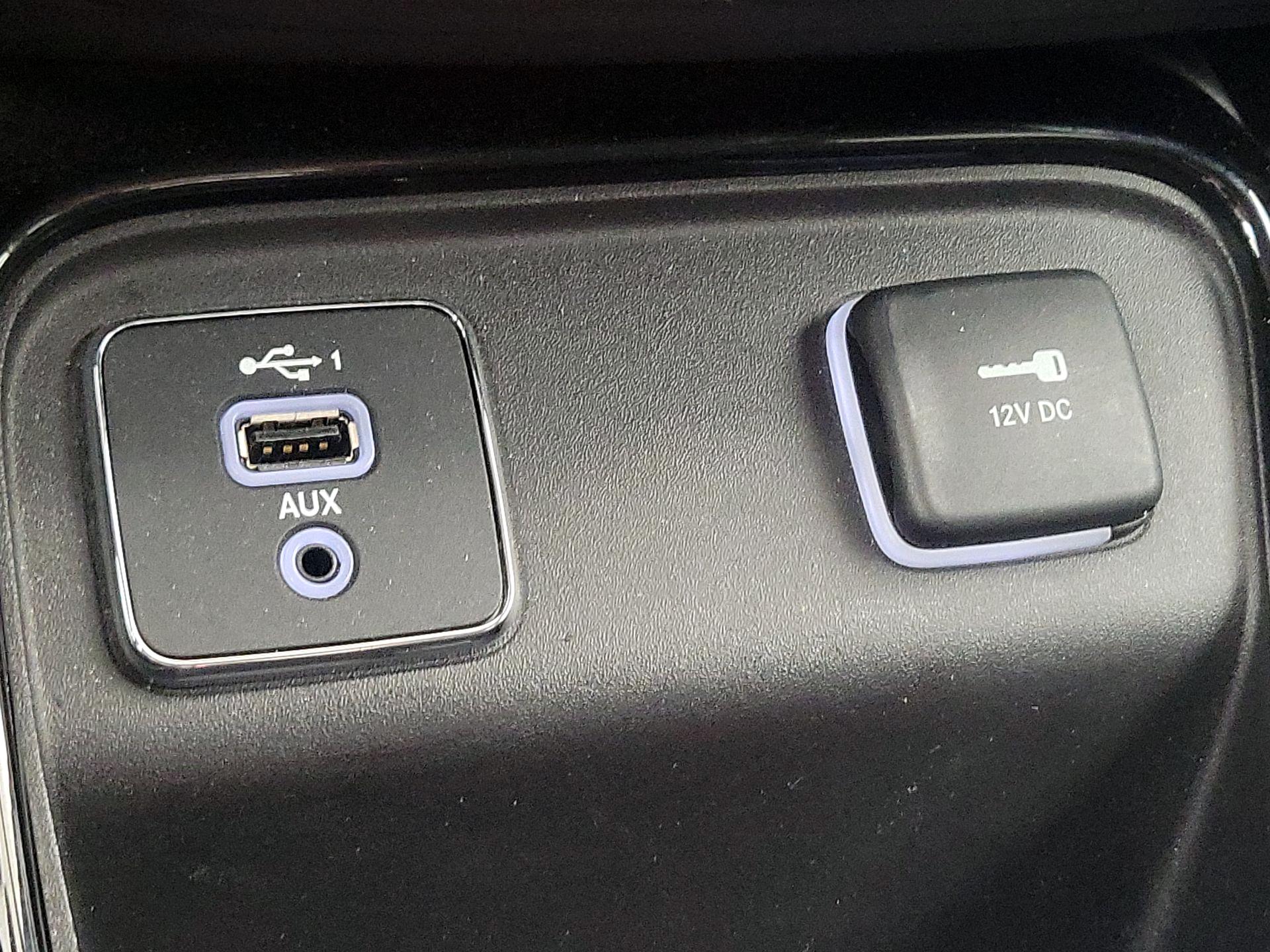 Thumbnail: 2020 Jeep Compass - 18