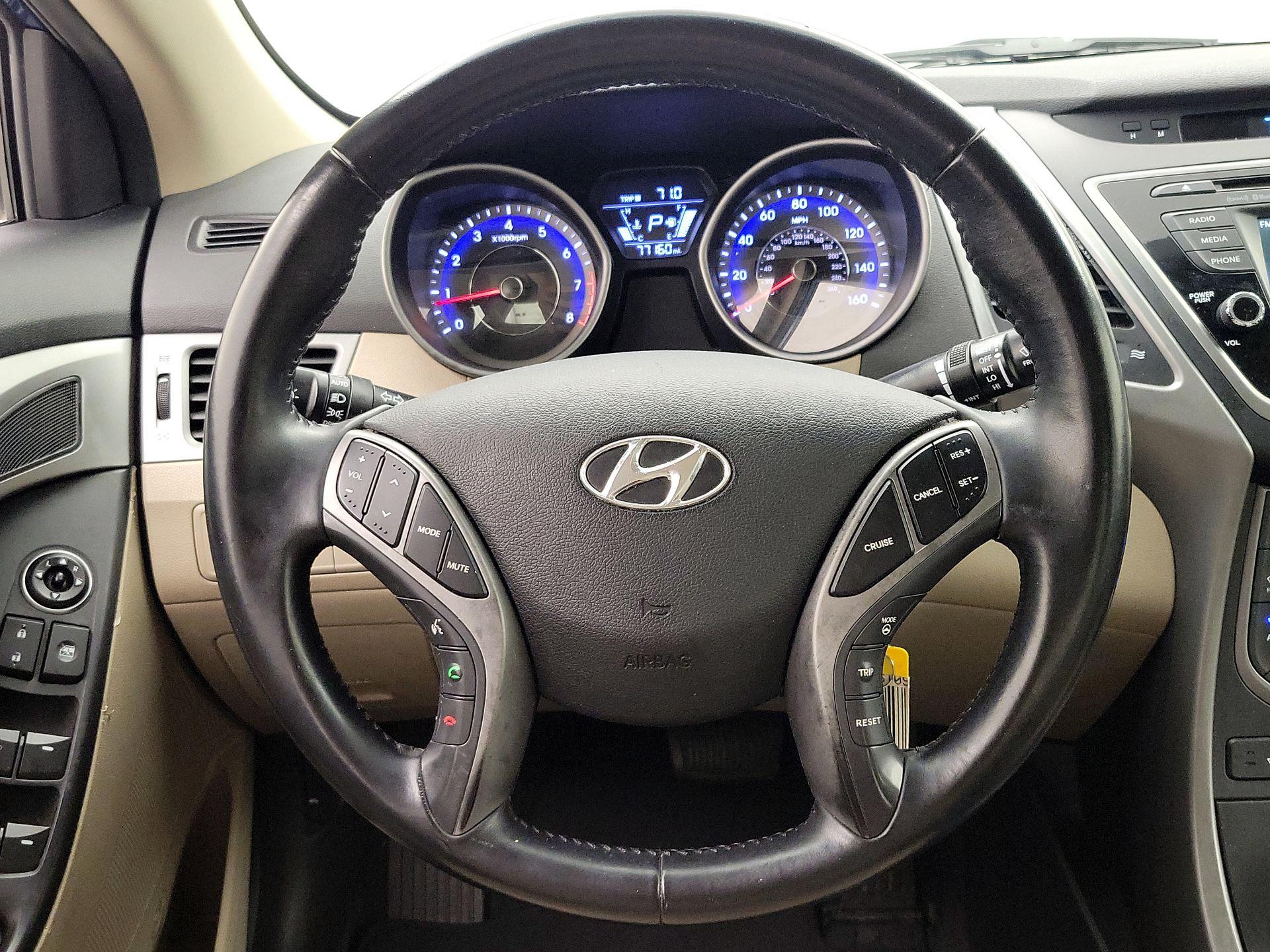 Thumbnail: 2014 Hyundai Elantra - 10