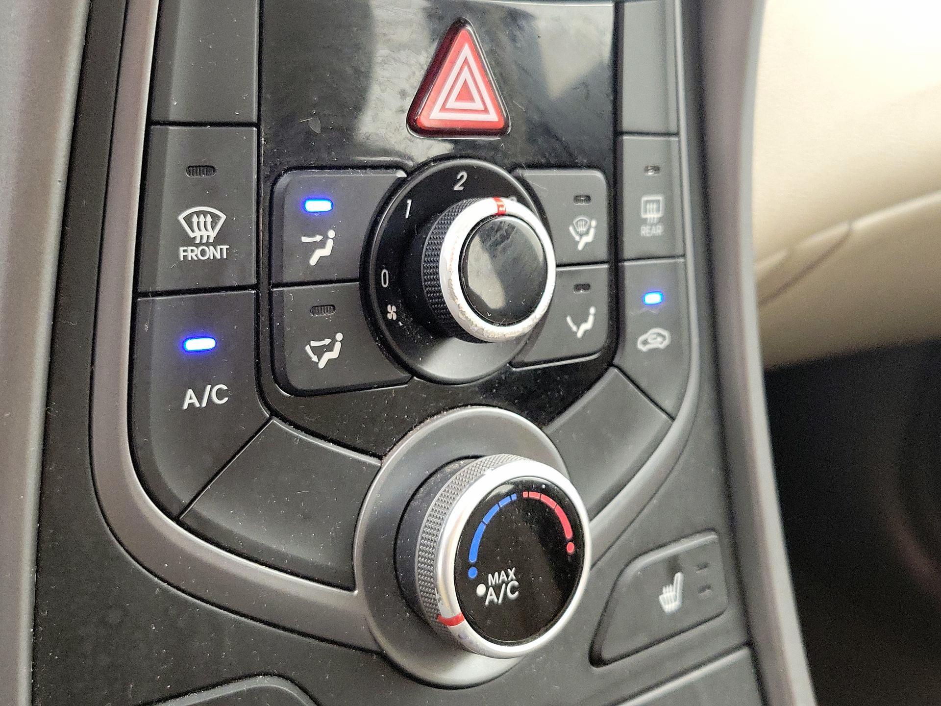 Thumbnail: 2014 Hyundai Elantra - 16