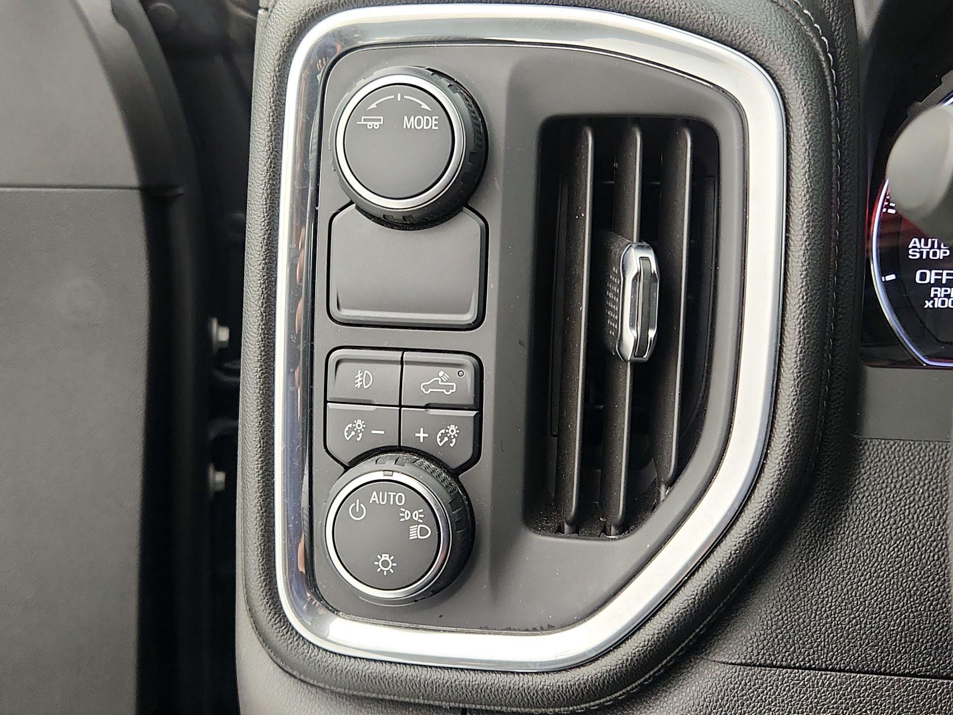 Thumbnail: 2021 Chevrolet Silverado 1500 - 13