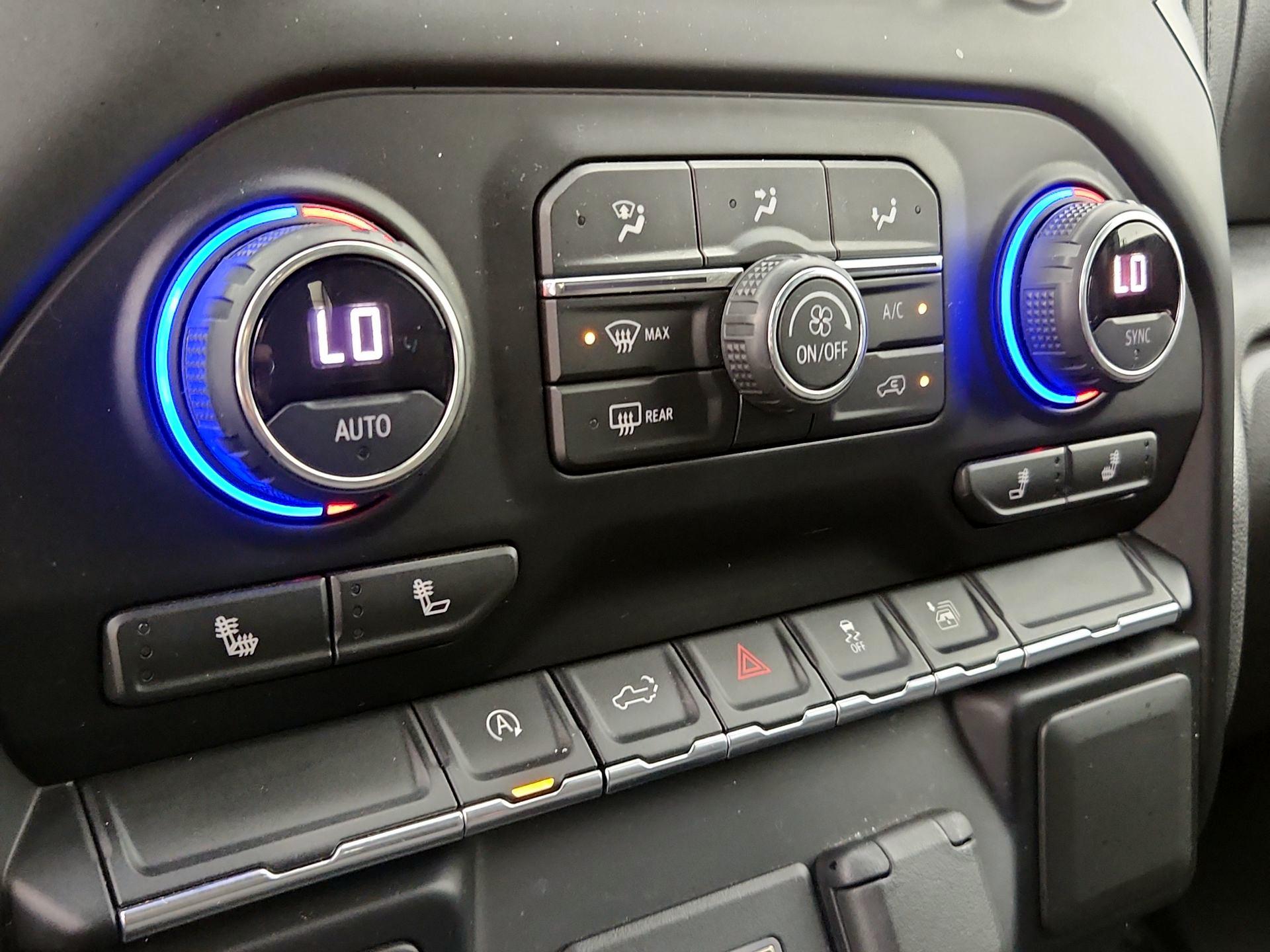 Thumbnail: 2021 Chevrolet Silverado 1500 - 16