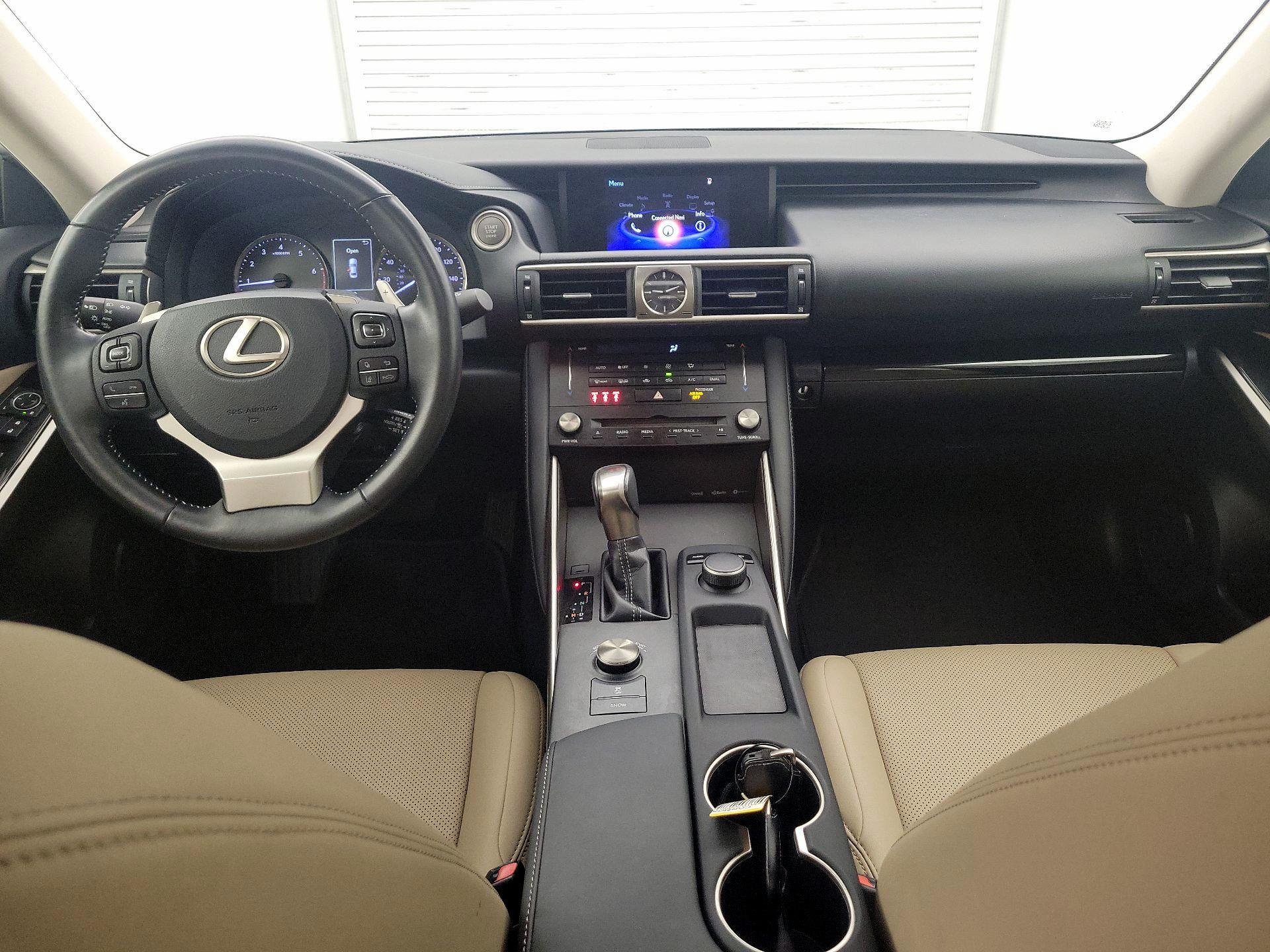 Thumbnail: 2017 Lexus IS - 9