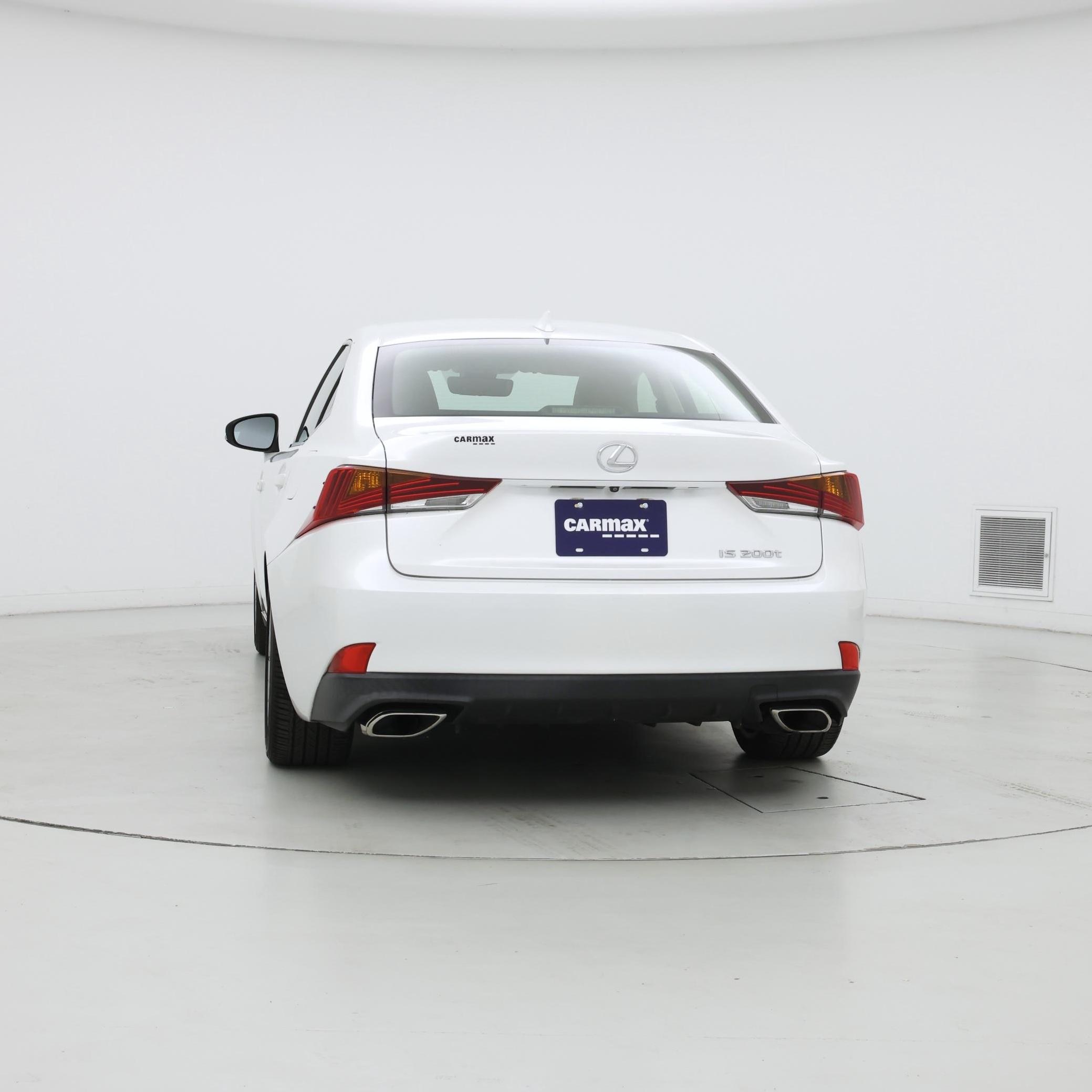 Thumbnail: 2017 Lexus IS - 6
