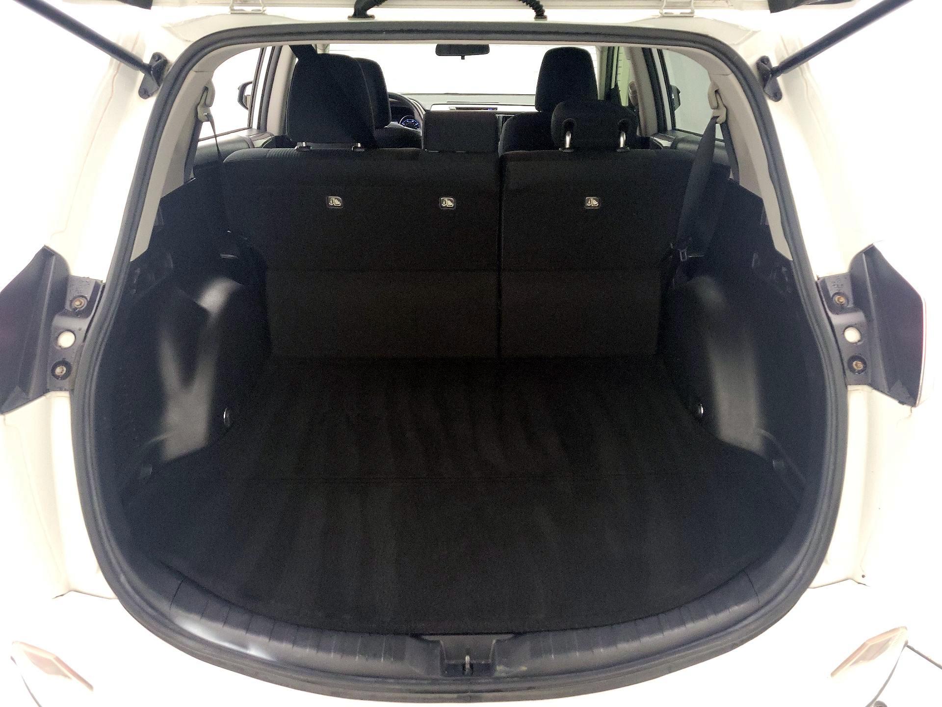 Thumbnail: 2017 Toyota RAV4 - 20