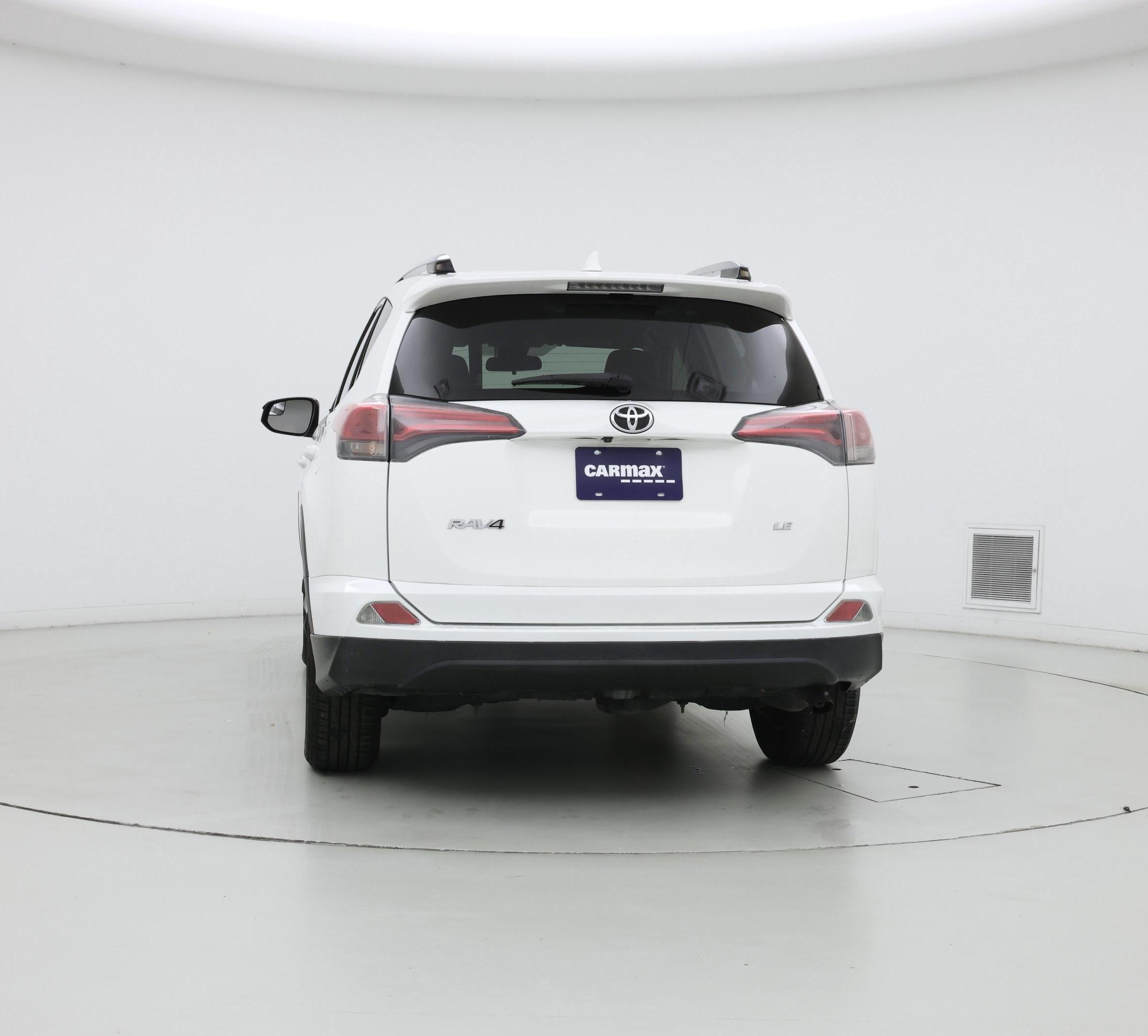 Thumbnail: 2017 Toyota RAV4 - 6