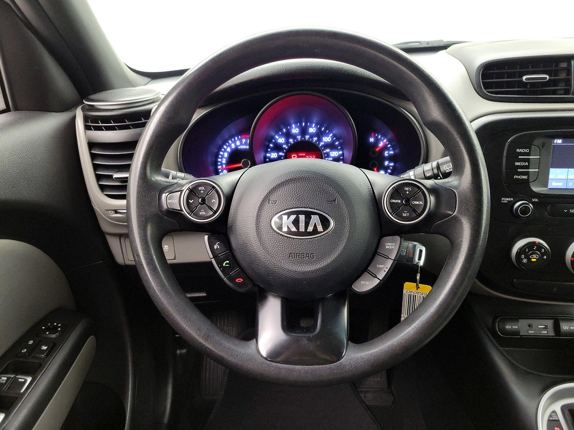 Thumbnail: 2019 Kia Soul - 10