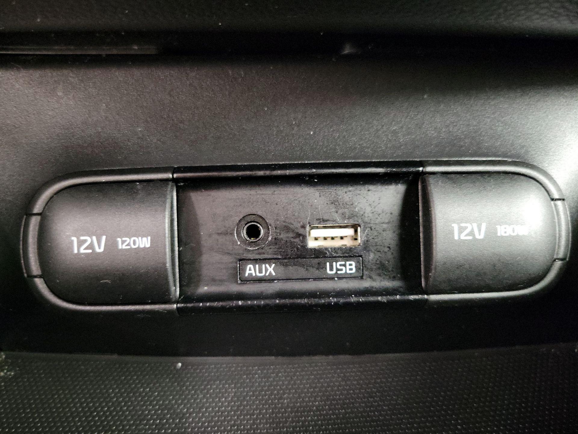 Thumbnail: 2019 Kia Soul - 18