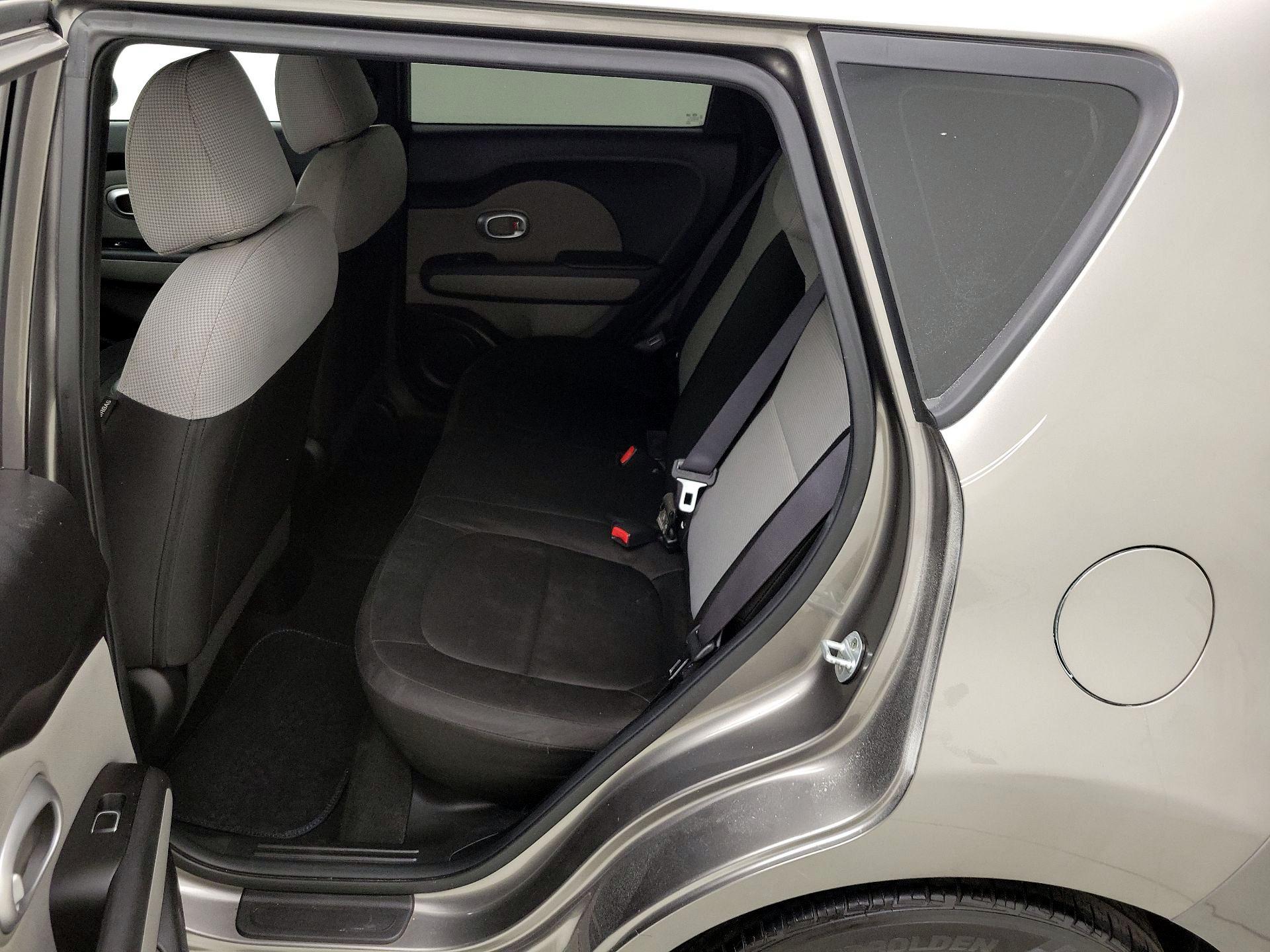 Thumbnail: 2019 Kia Soul - 19