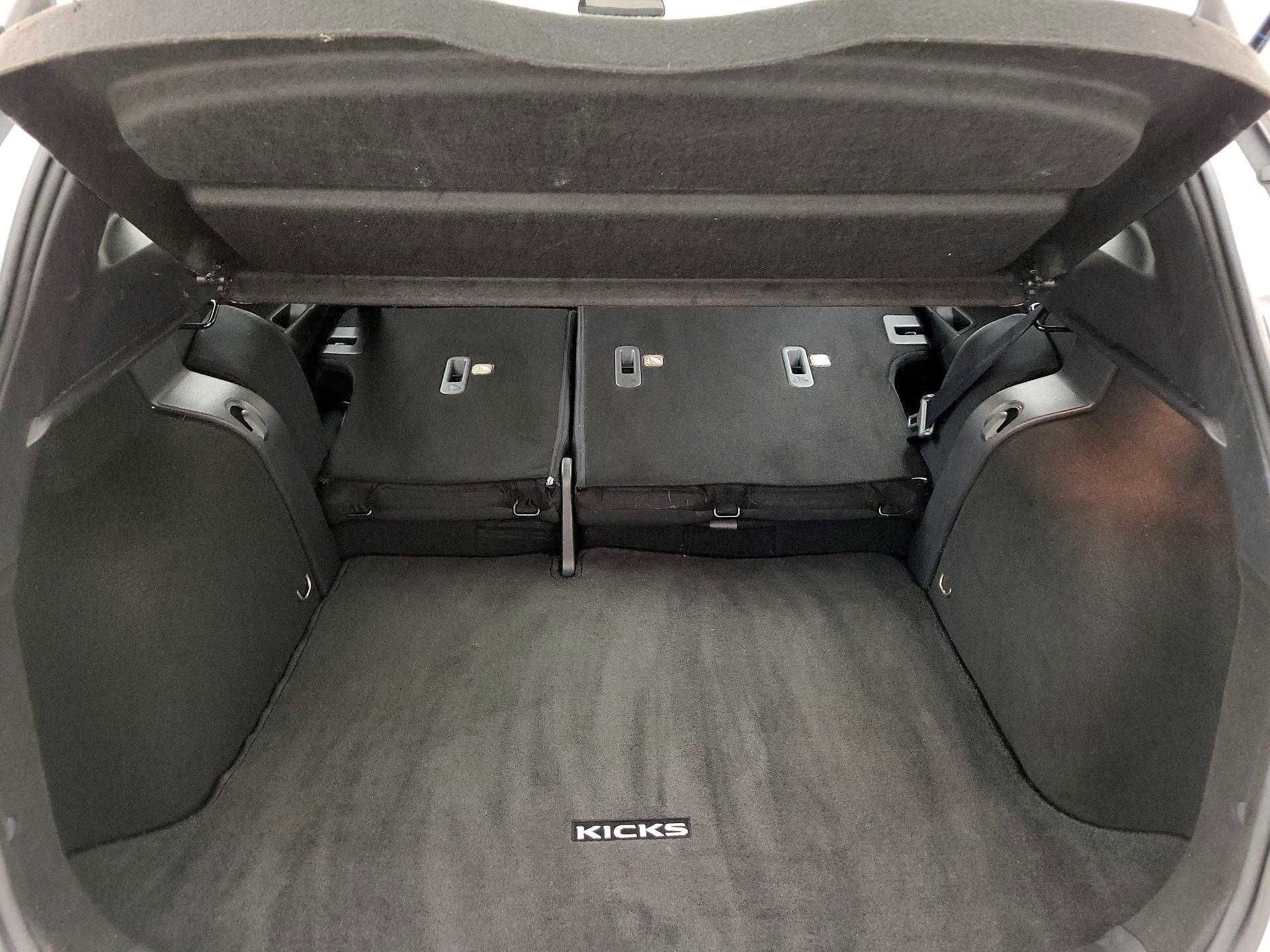 Thumbnail: 2021 Nissan Kicks - 20