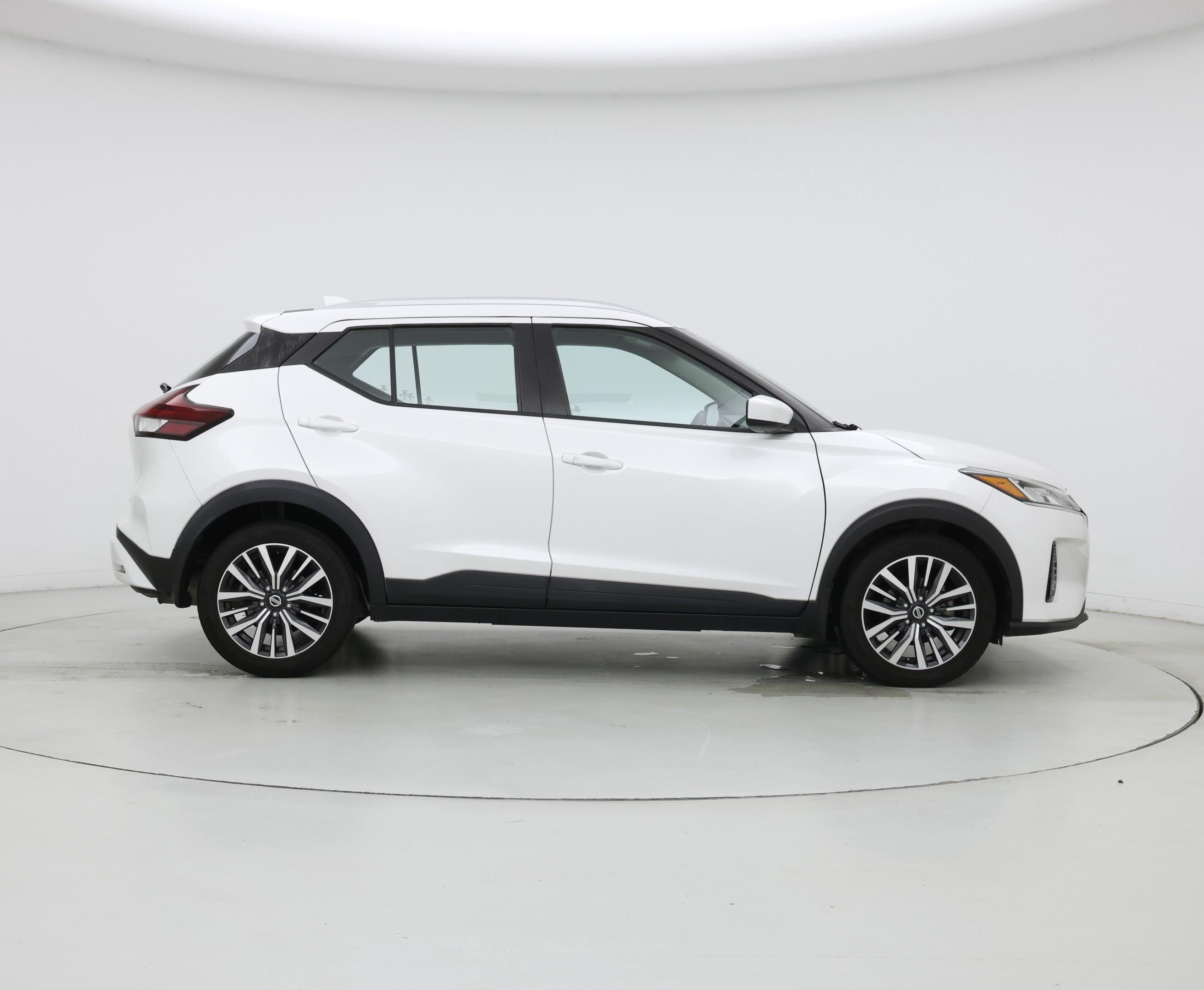 Thumbnail: 2021 Nissan Kicks - 7