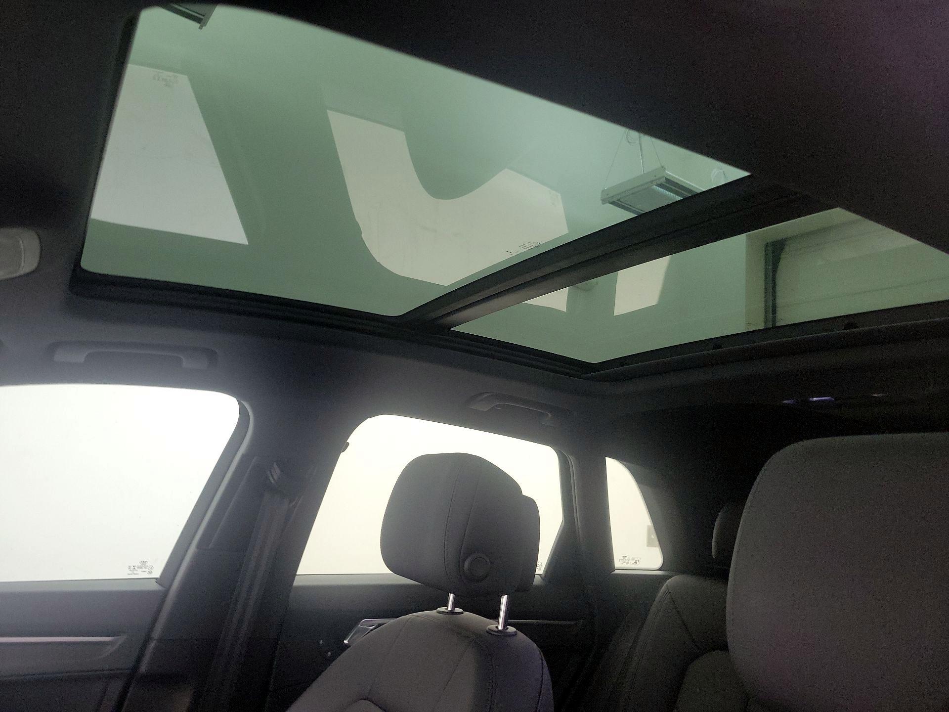Thumbnail: 2020 Audi Q3 - 19