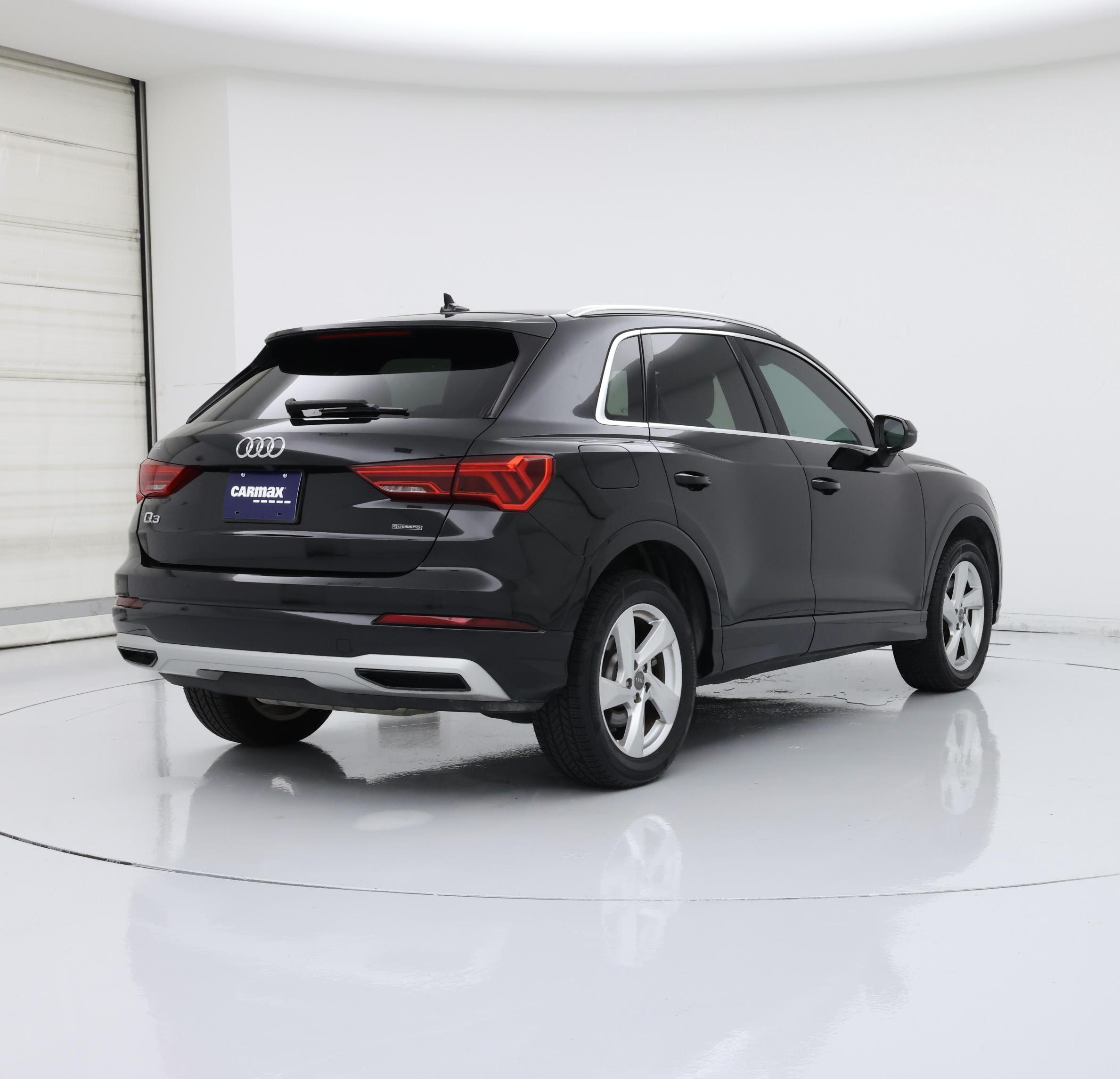 Thumbnail: 2020 Audi Q3 - 8