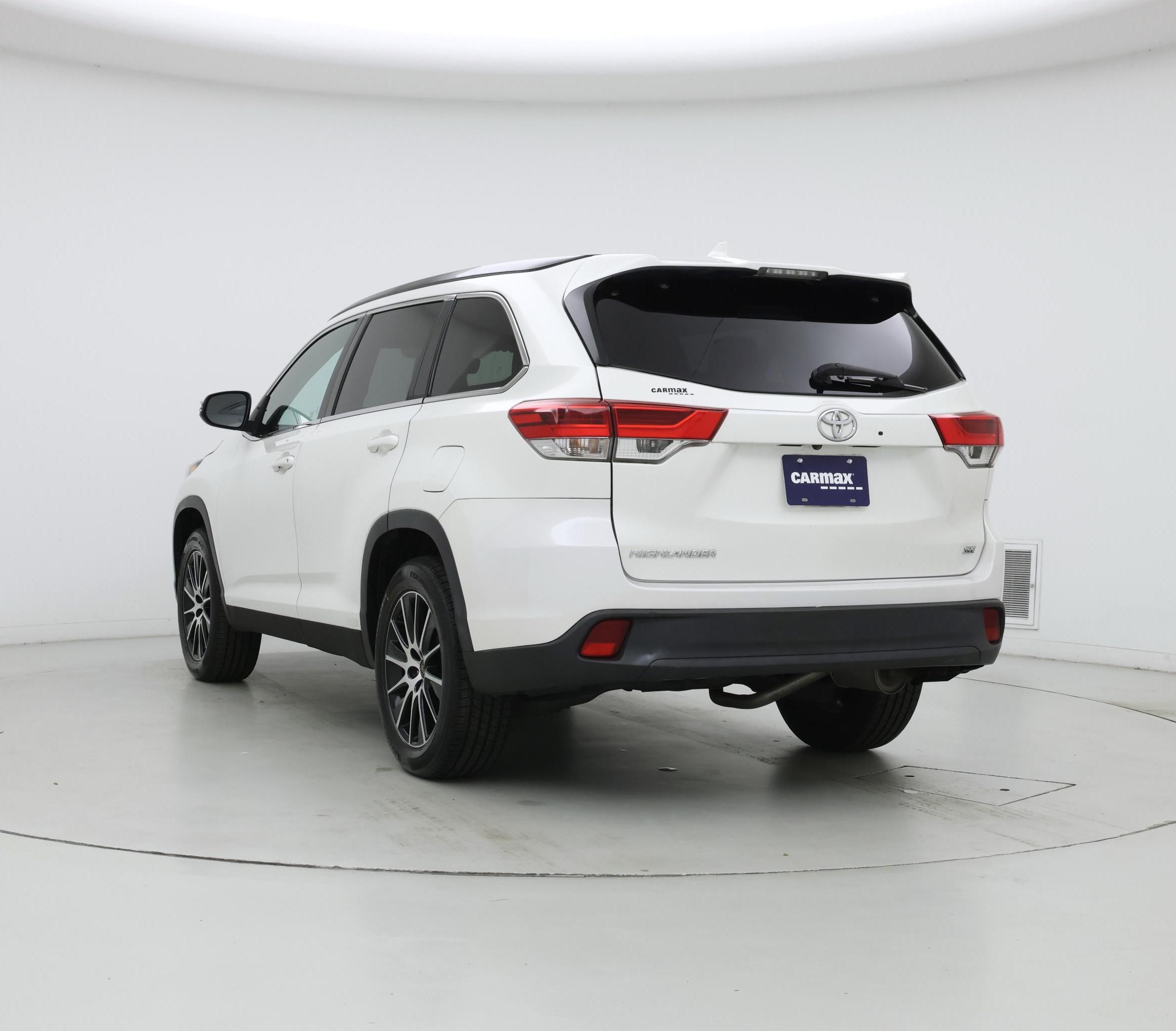 Thumbnail: 2018 Toyota Highlander - 2