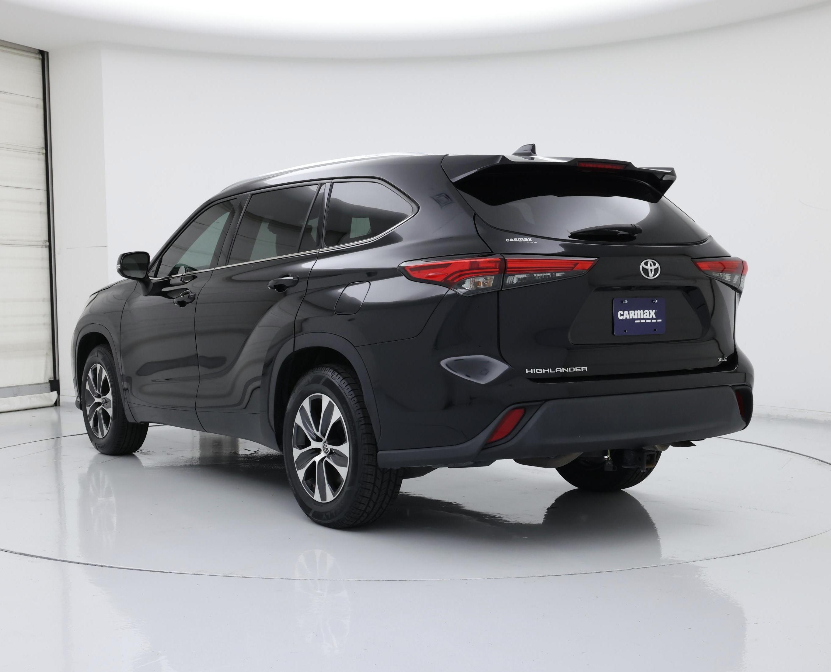Thumbnail: 2021 Toyota Highlander - 2