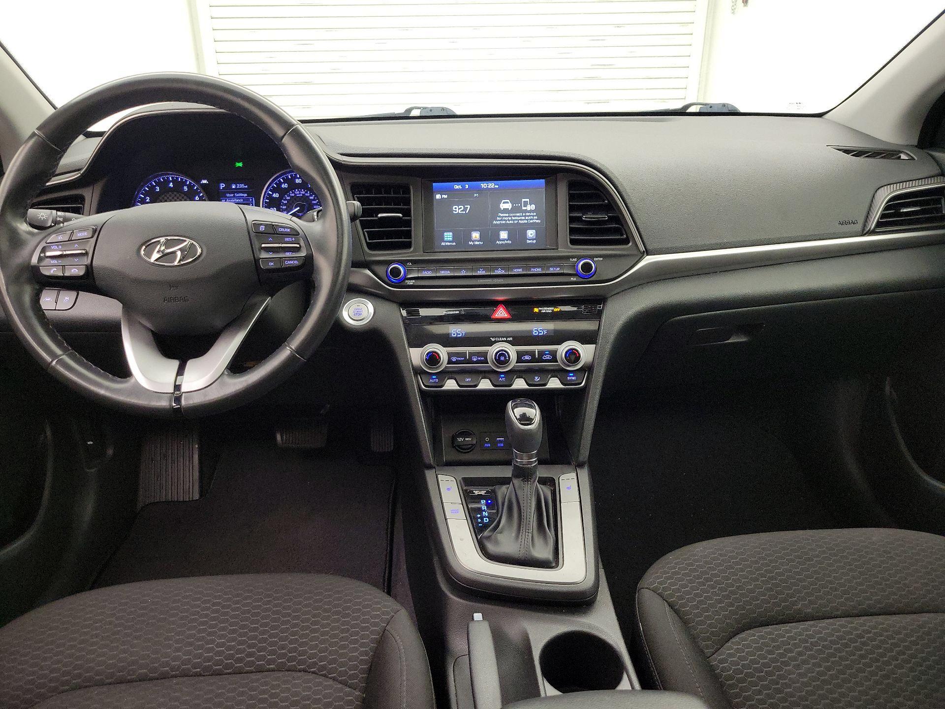Thumbnail: 2019 Hyundai Elantra - 9