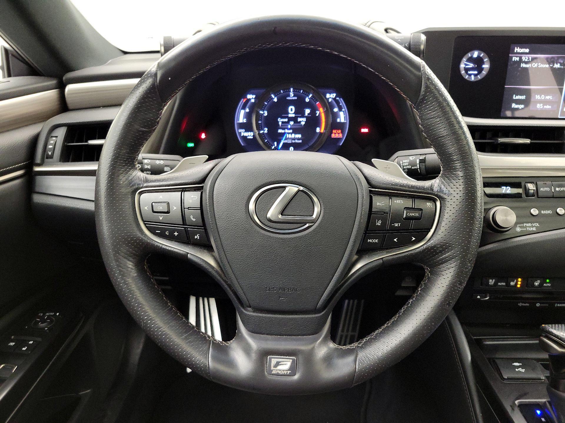 Thumbnail: 2021 Lexus ES - 10