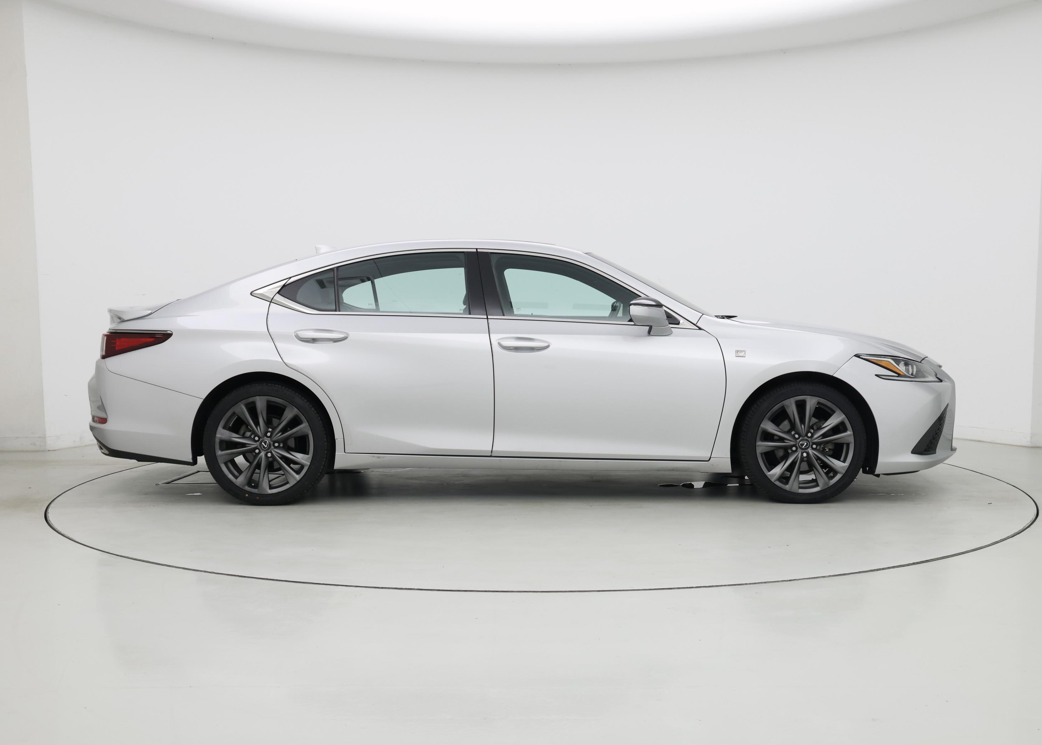 Thumbnail: 2021 Lexus ES - 7