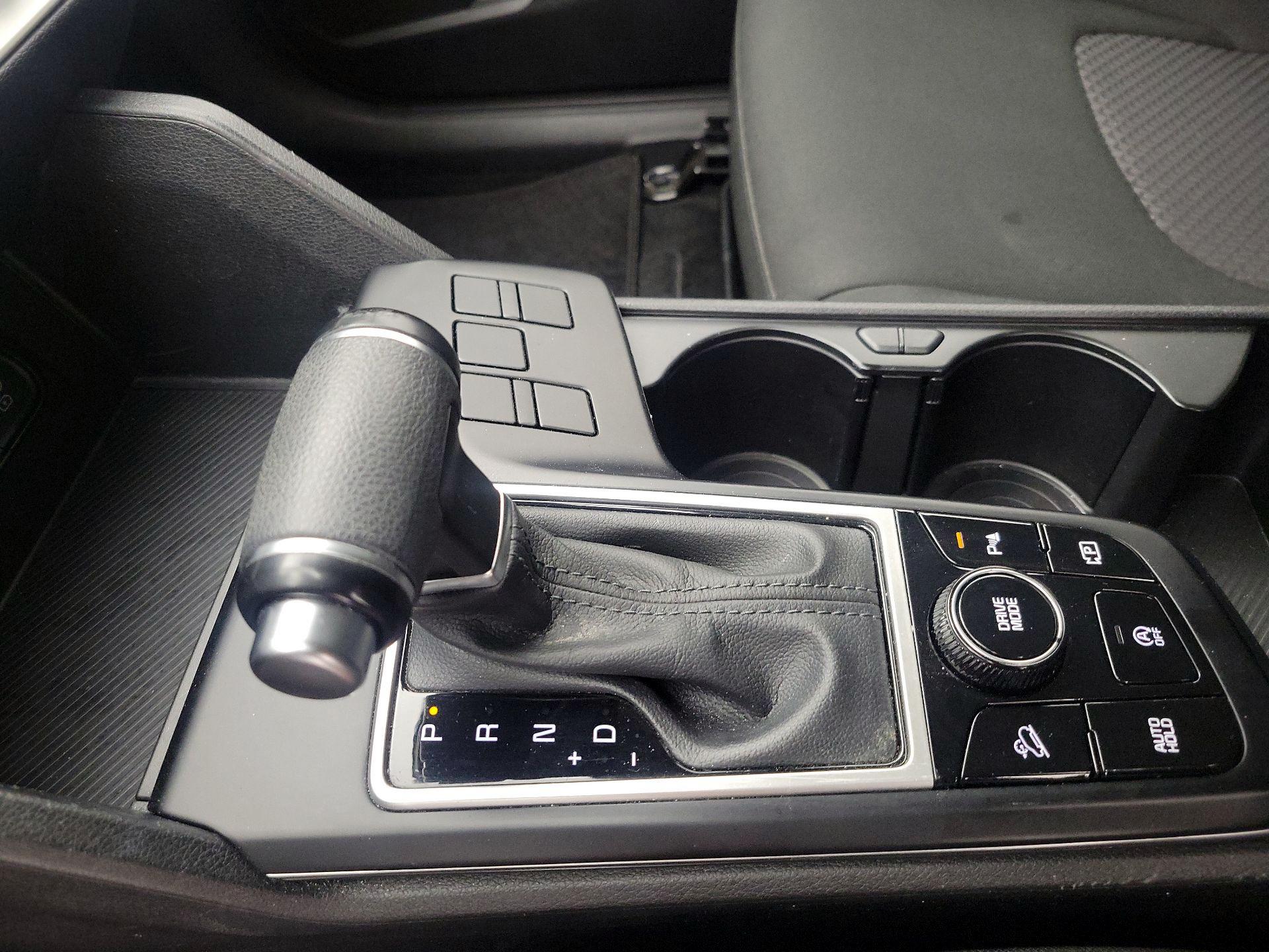 Thumbnail: 2023 Kia Sportage - 17