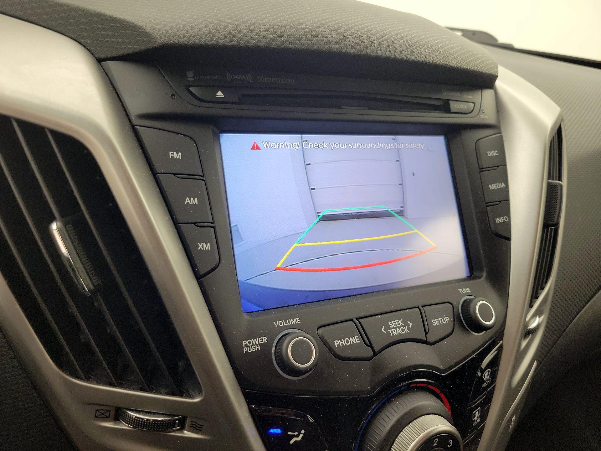Thumbnail: 2016 Hyundai Veloster - 14