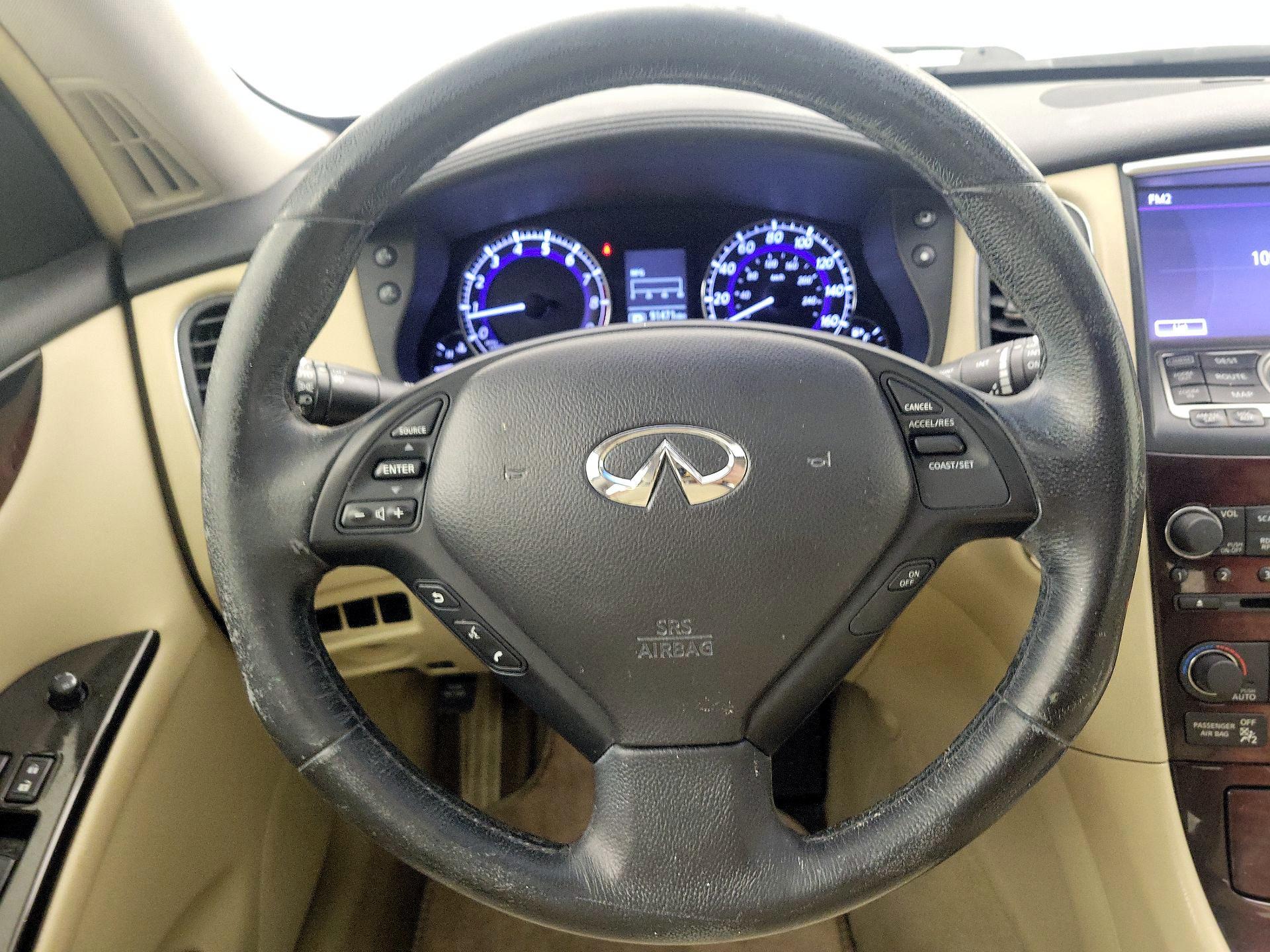 Thumbnail: 2017 INFINITI QX50 - 10