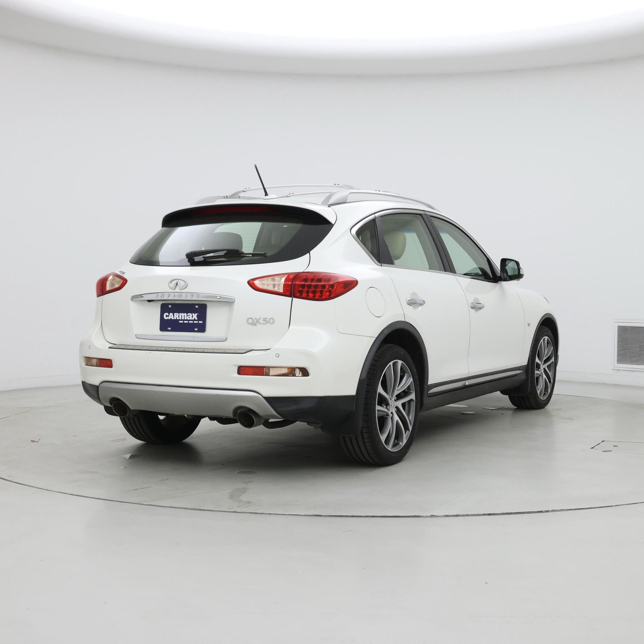 Thumbnail: 2017 INFINITI QX50 - 8