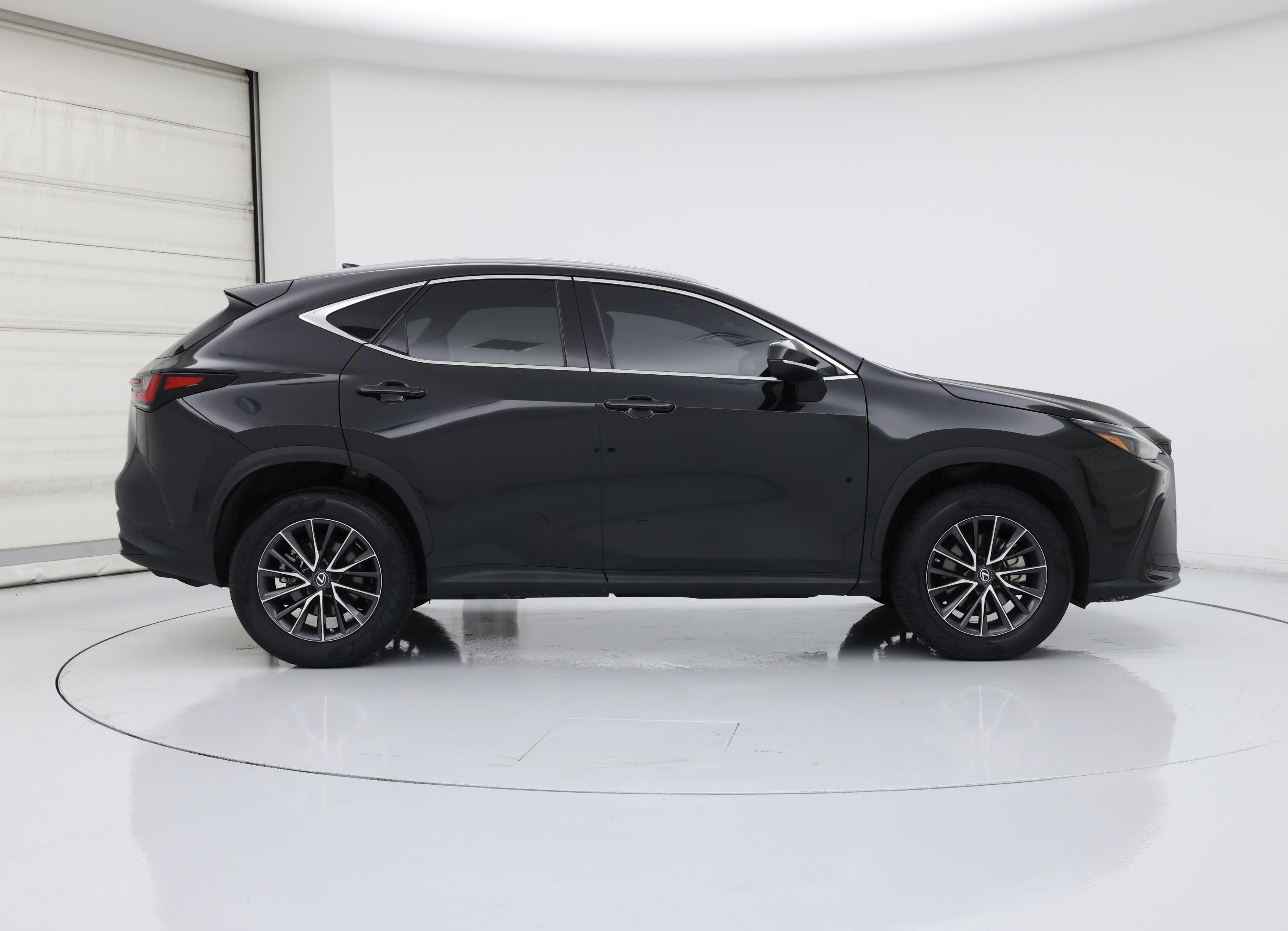 Thumbnail: 2022 Lexus NX - 7