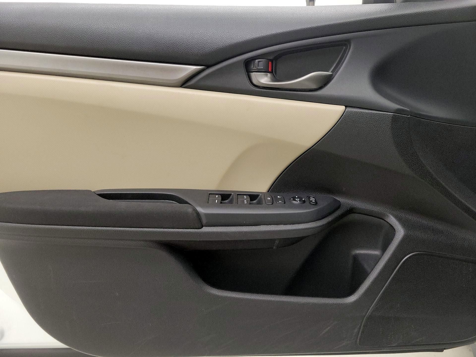 Thumbnail: 2017 Honda Civic - 12