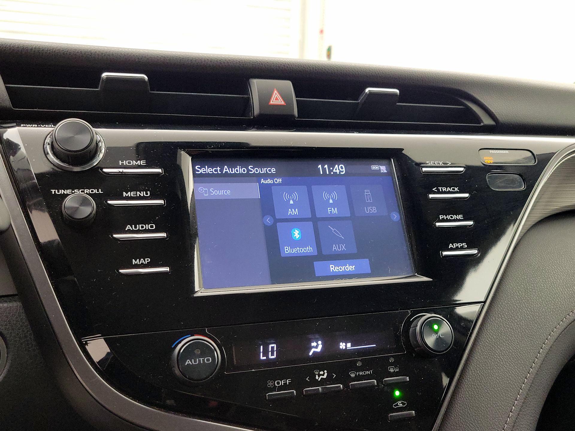 Thumbnail: 2019 Toyota Camry - 15