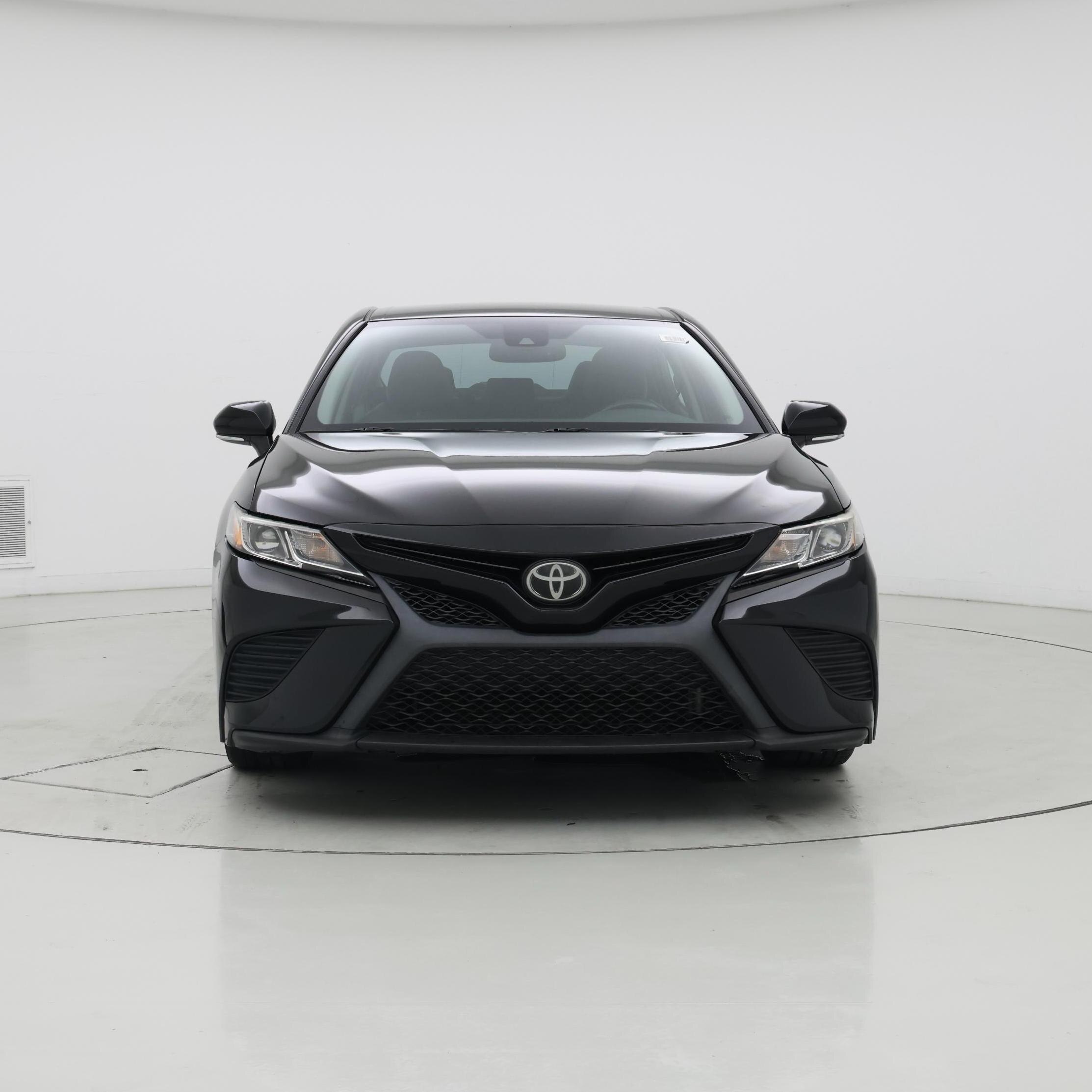 Thumbnail: 2019 Toyota Camry - 5