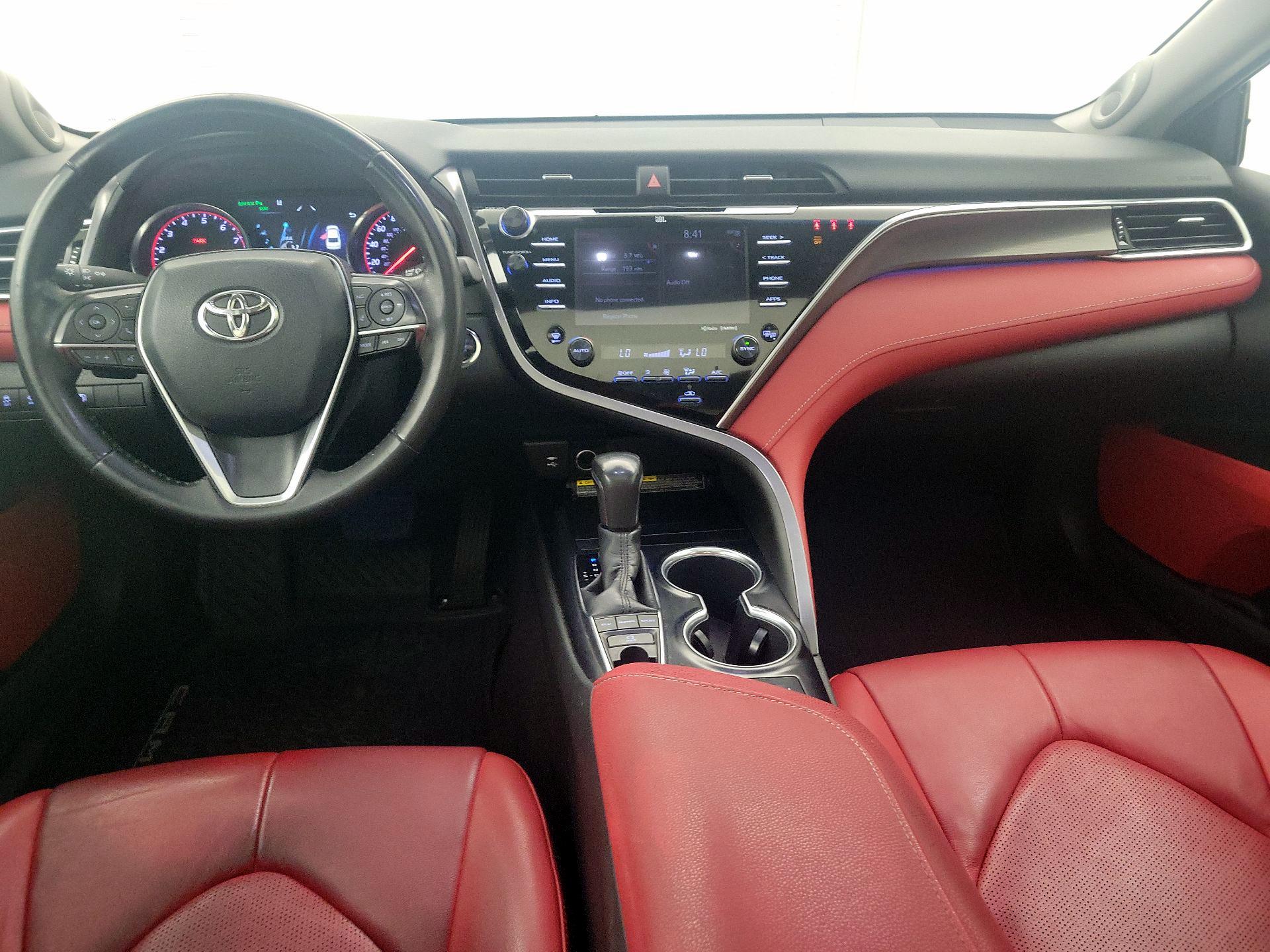 Thumbnail: 2018 Toyota Camry - 9