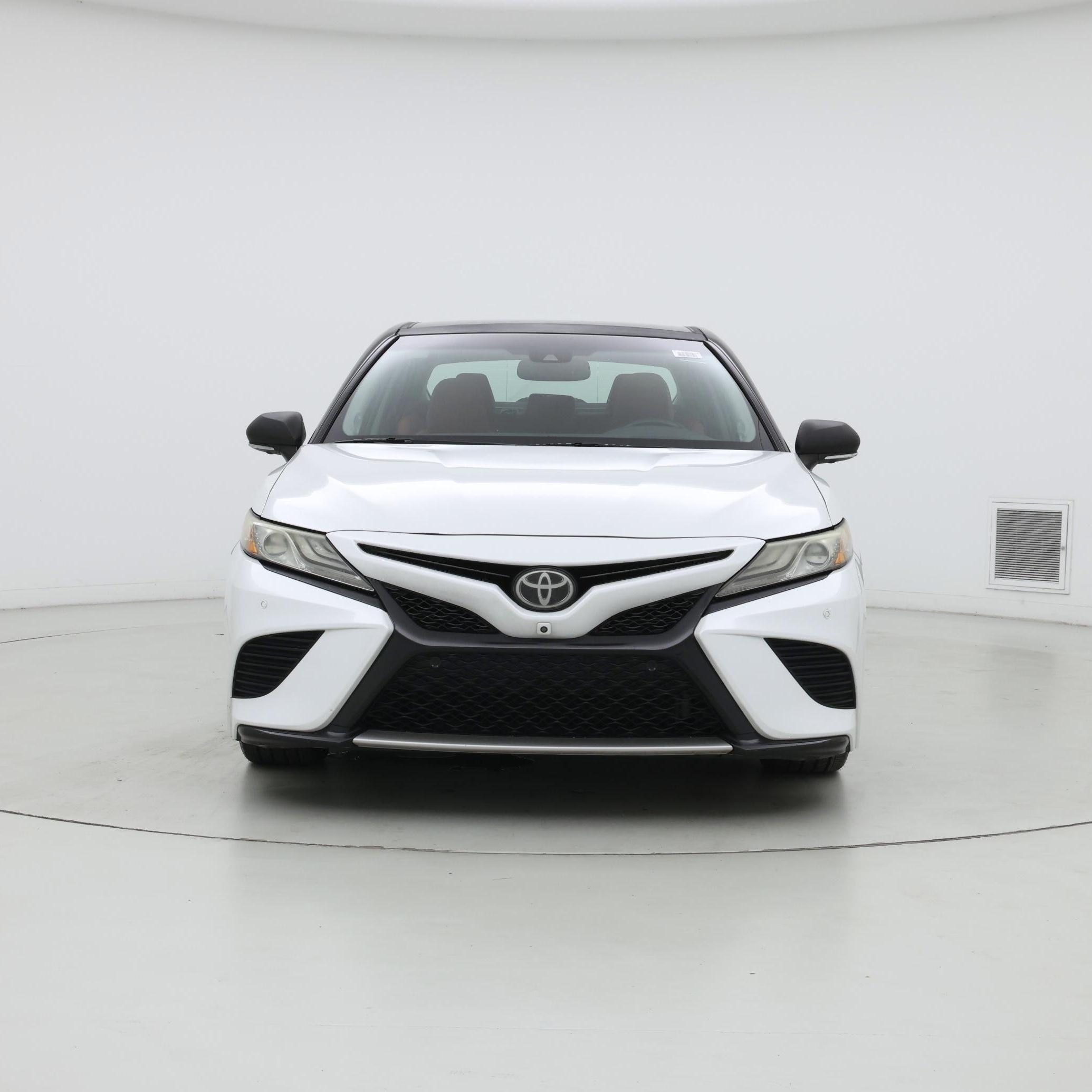 Thumbnail: 2018 Toyota Camry - 5