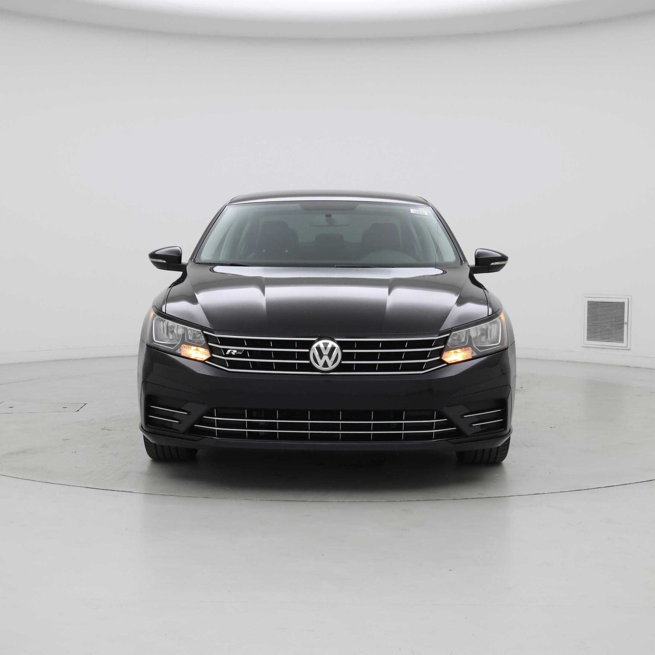 Thumbnail: 2018 Volkswagen Passat - 5